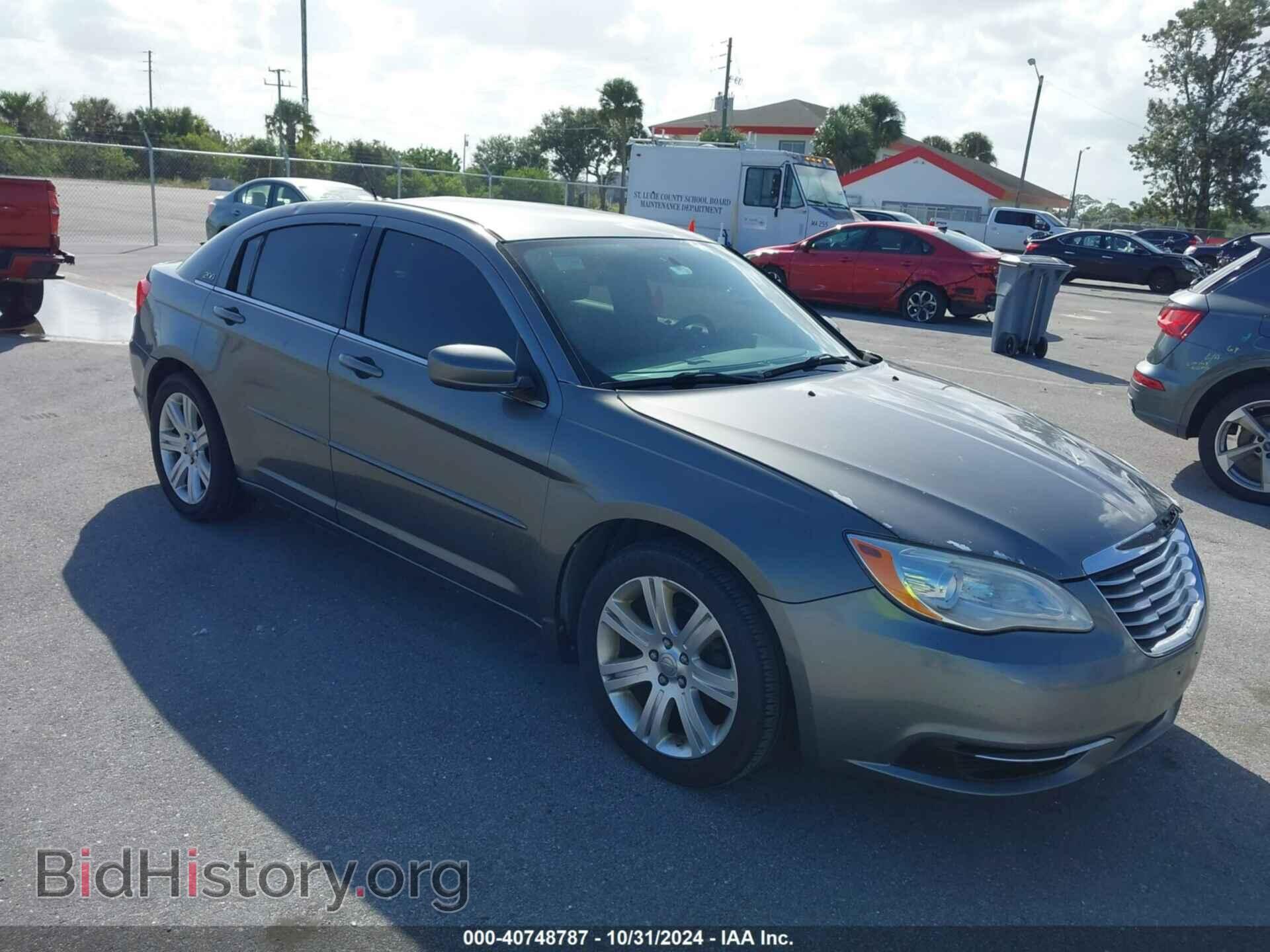 Фотография 1C3CCBBB9DN639554 - CHRYSLER 200 2013
