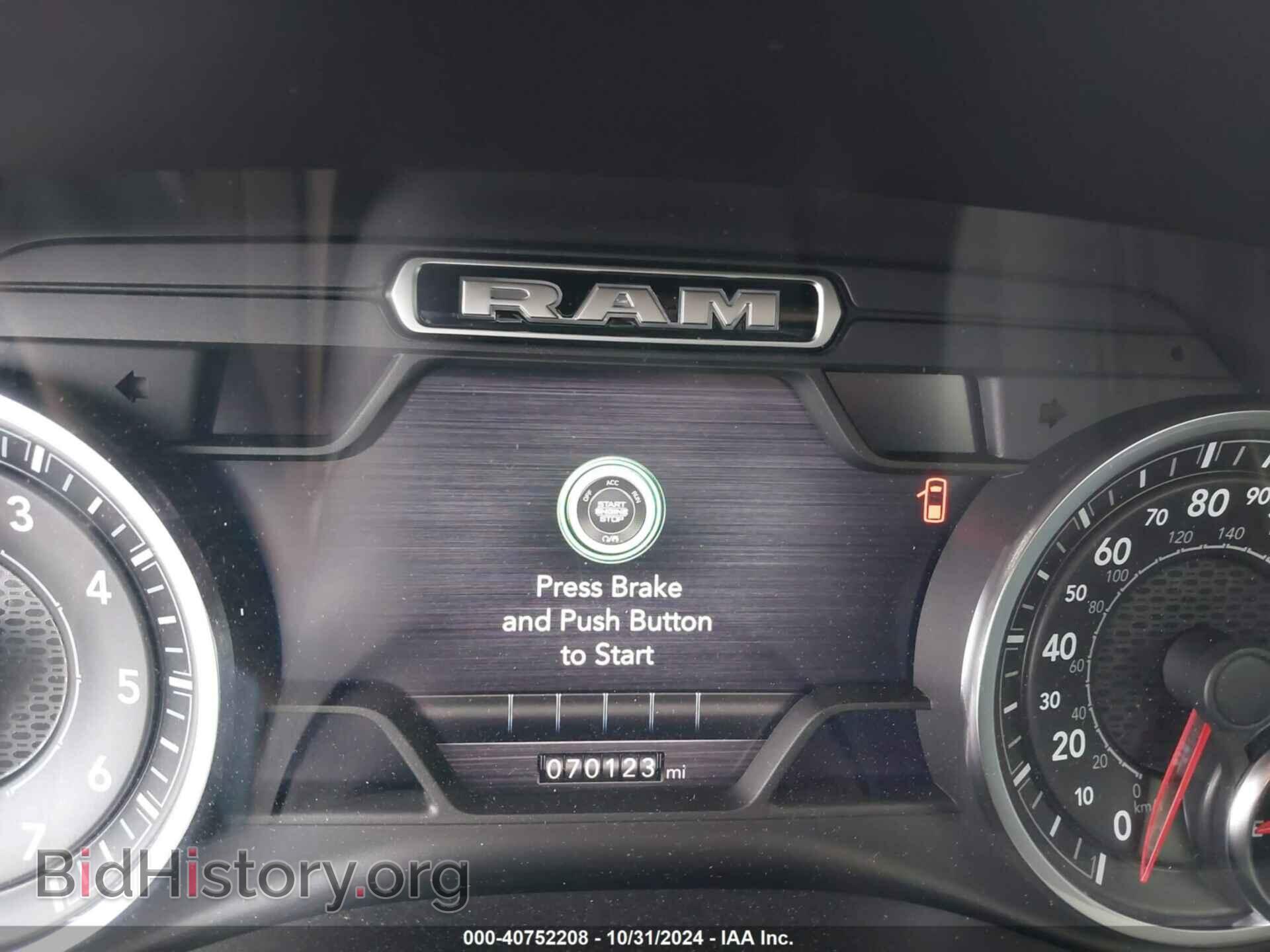 2021 RAM 1500 - VIN: 1C6SRFJT8MN538357 - Фото 7