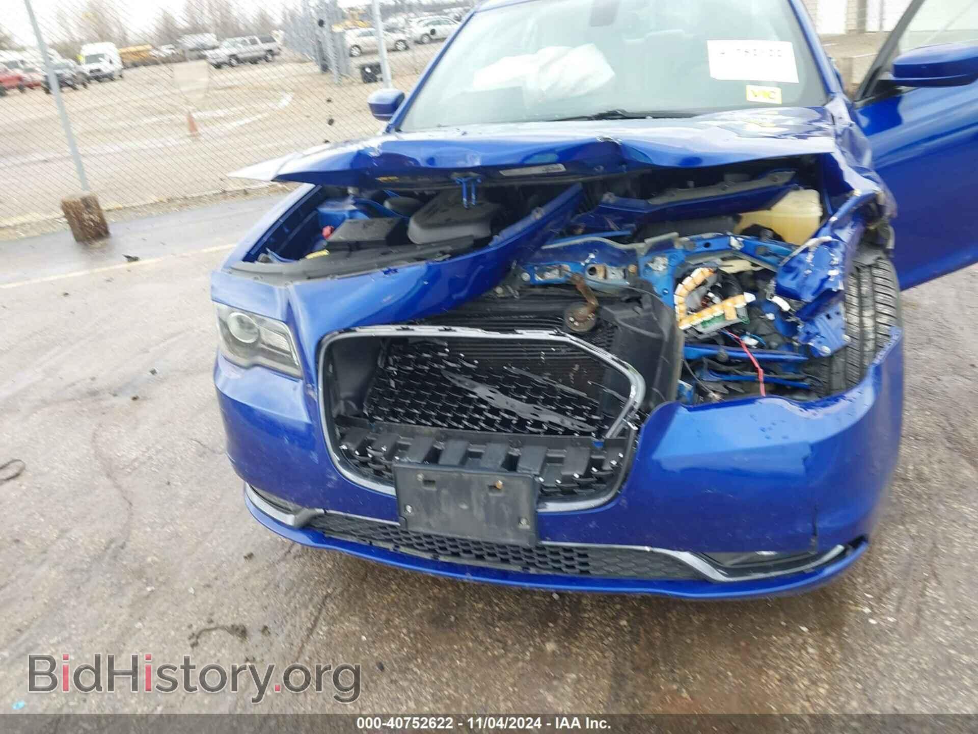 2018 CHRYSLER 300 - VIN: 2C3CCAGG7JH212666 - Фото 6