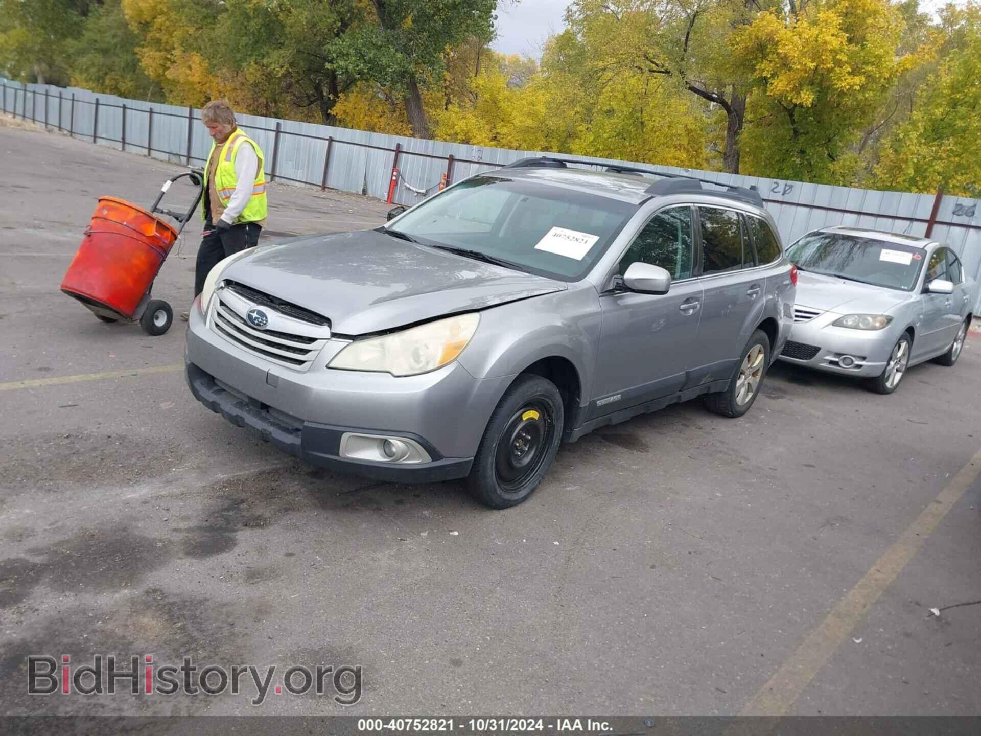 2010 SUBARU OUTBACK - VIN: 4S4BRCCC3A3356945 - Фото 2