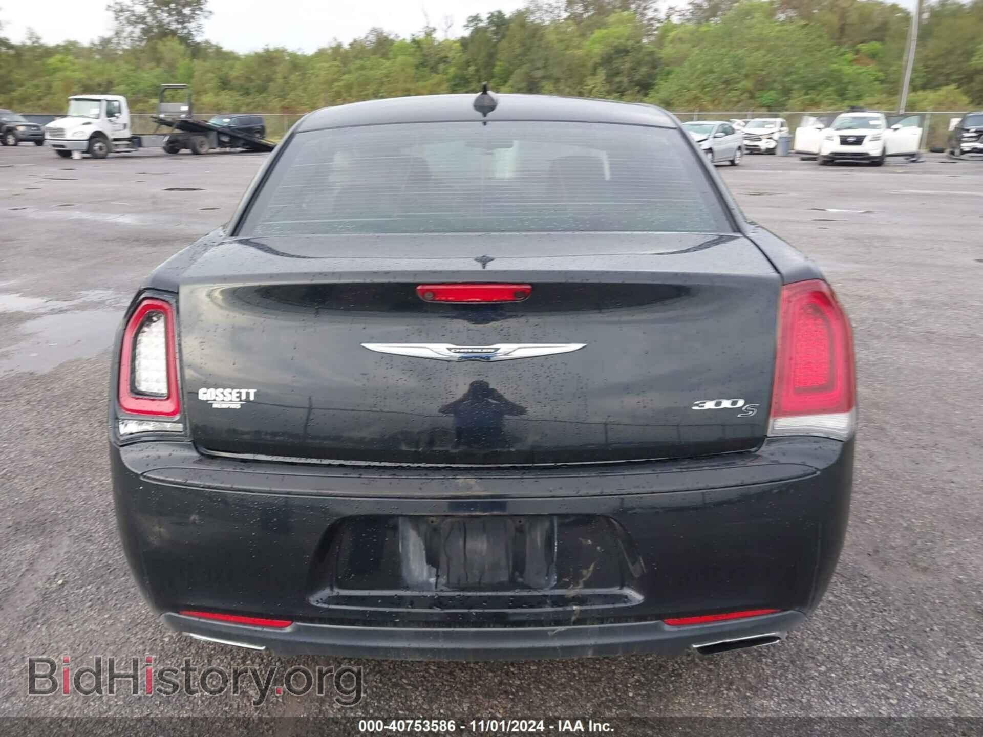 2016 CHRYSLER 300 - VIN: 2C3CCABGXGH295204 - Фото 15