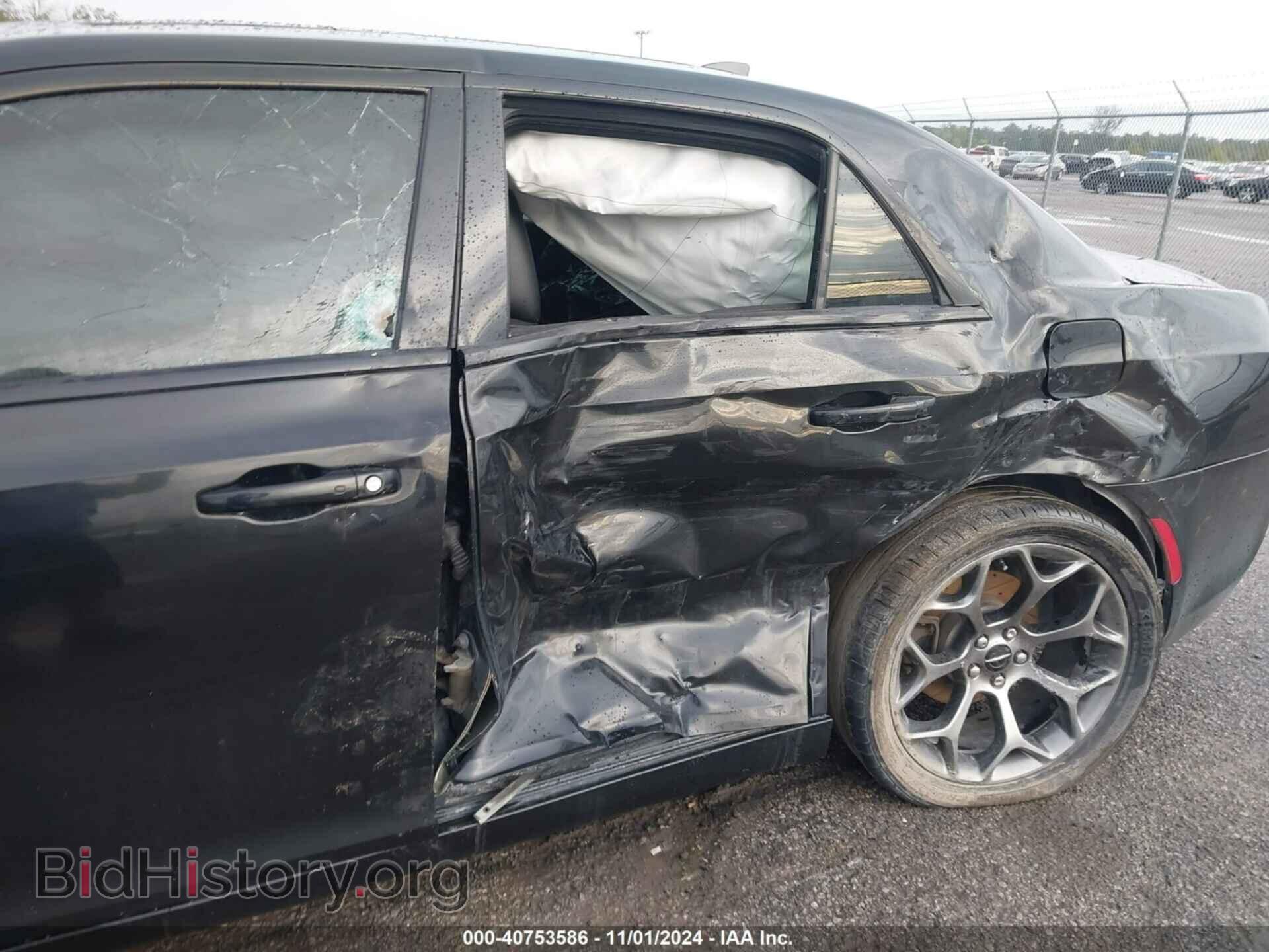 2016 CHRYSLER 300 - VIN: 2C3CCABGXGH295204 - Фото 6