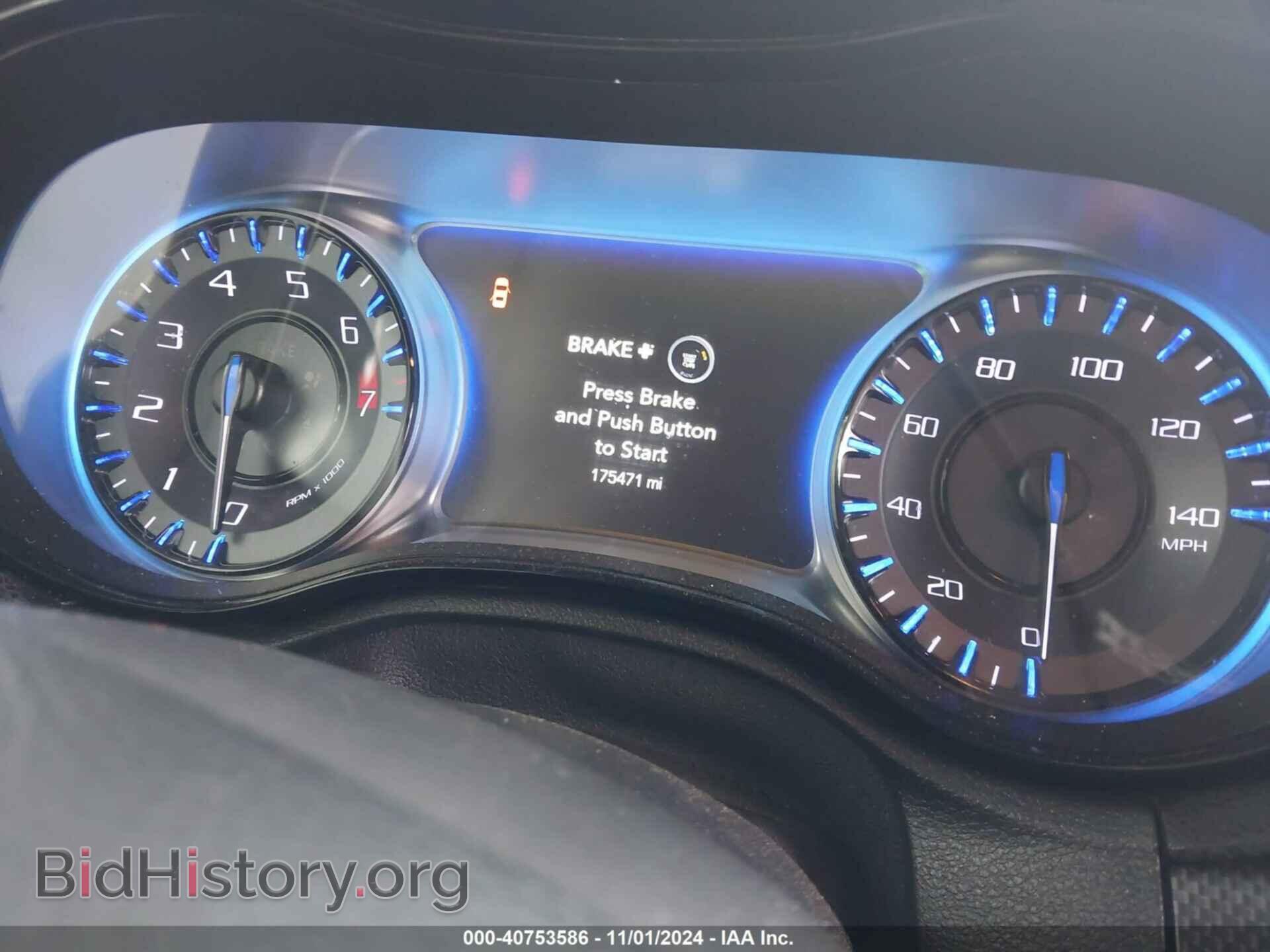 2016 CHRYSLER 300 - VIN: 2C3CCABGXGH295204 - Фото 7