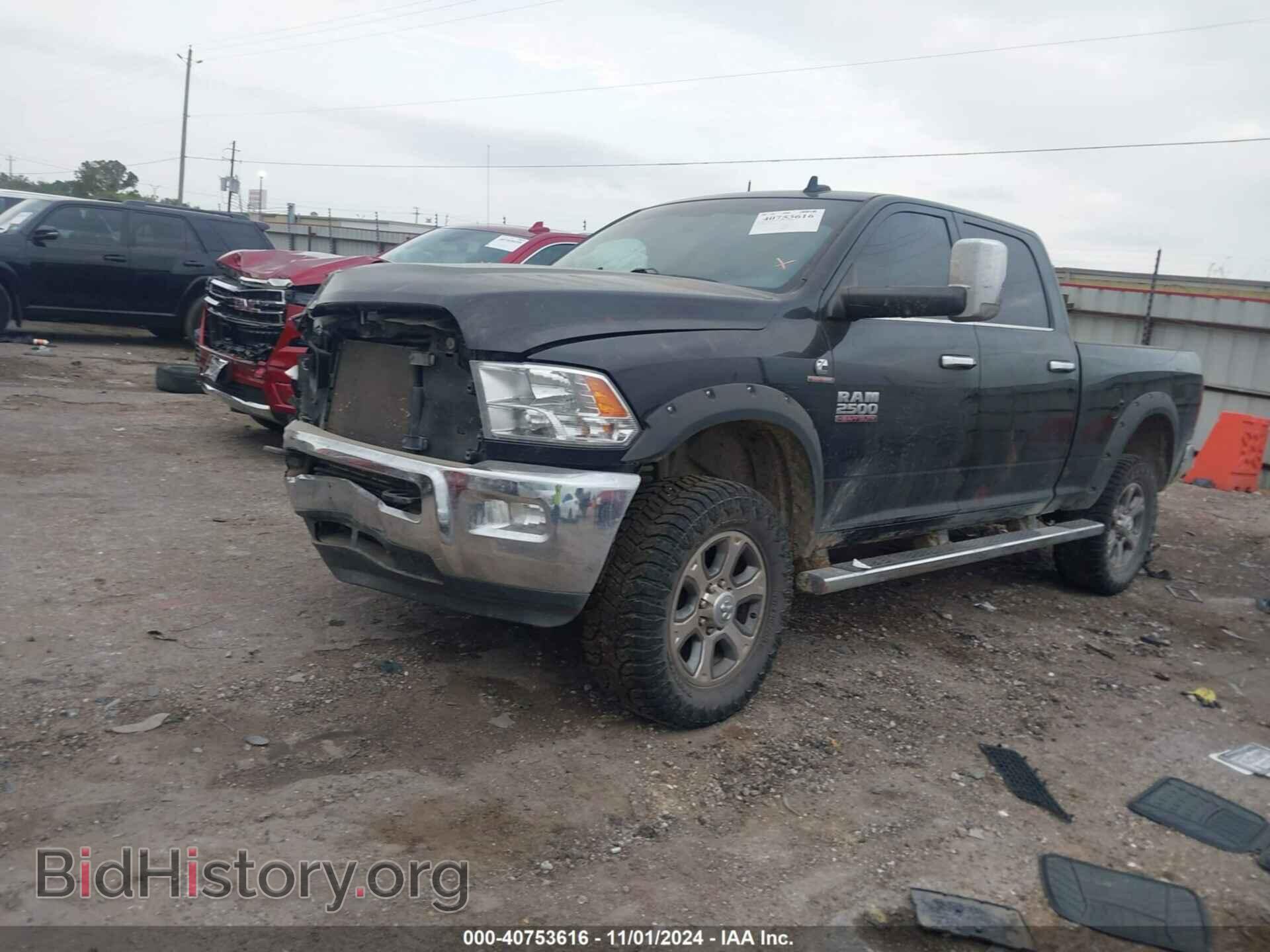 2018 RAM 2500 - VIN: 3C6UR5DLXJG289532 - Фото 2