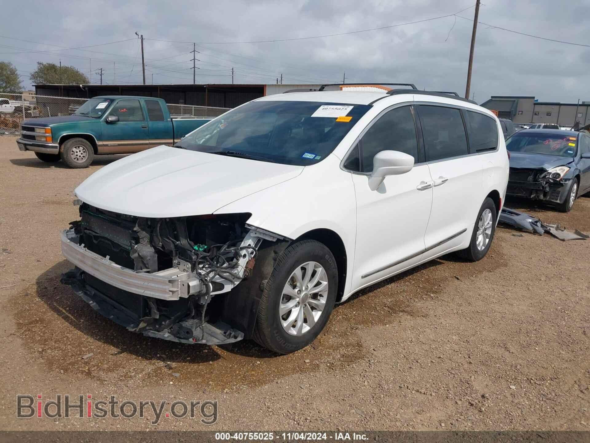 2017 CHRYSLER PACIFICA - VIN: 2C4RC1BG8HR613001 - Фото 2