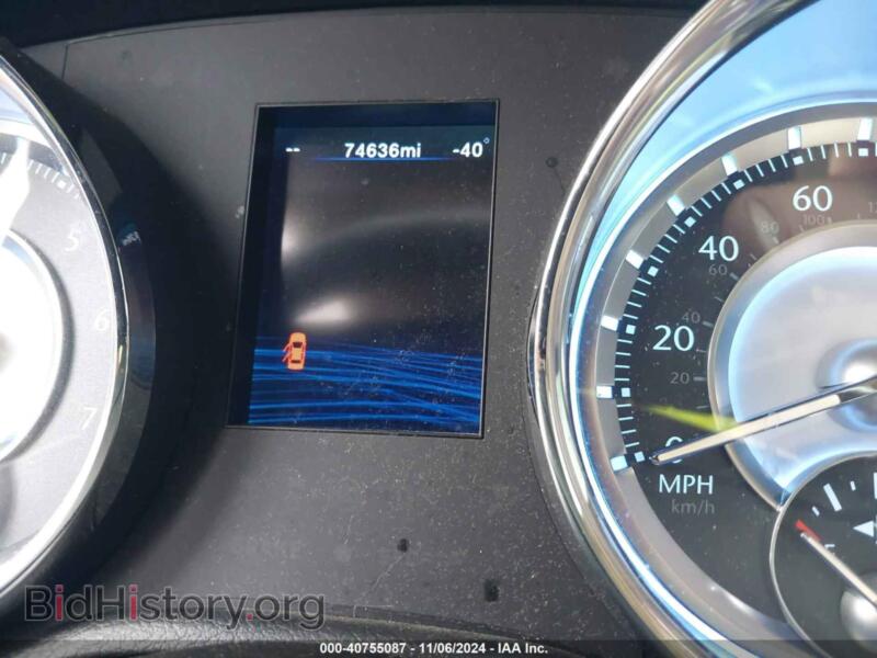 2012 Chrysler 300 (VIN 2C3CCAAGXCH227299) — photo 7 of 21
