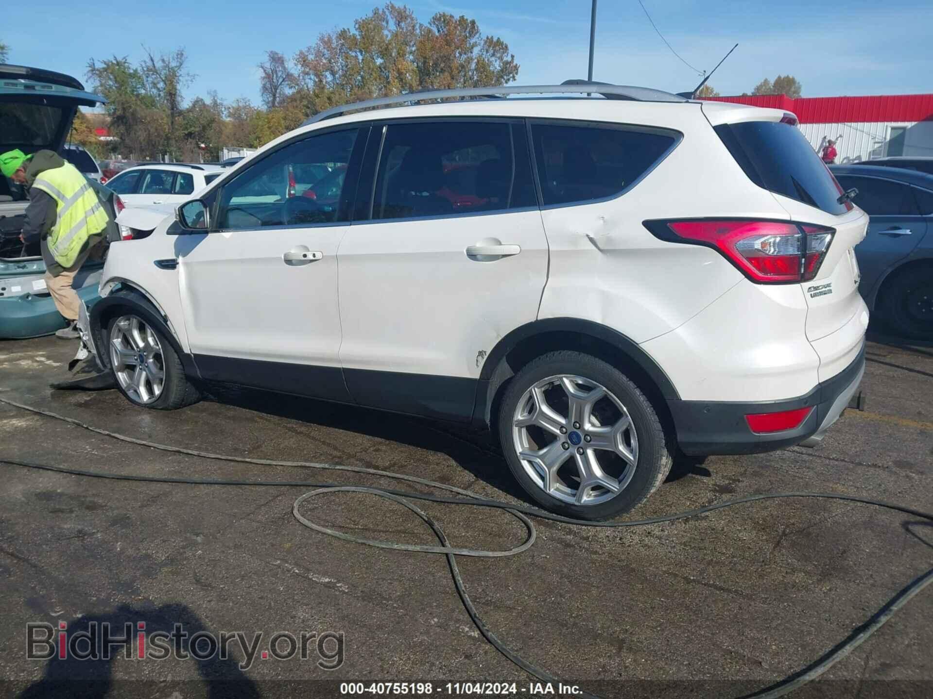 2017 FORD ESCAPE - VIN: 1FMCU9J93HUE86953 - Фото 3