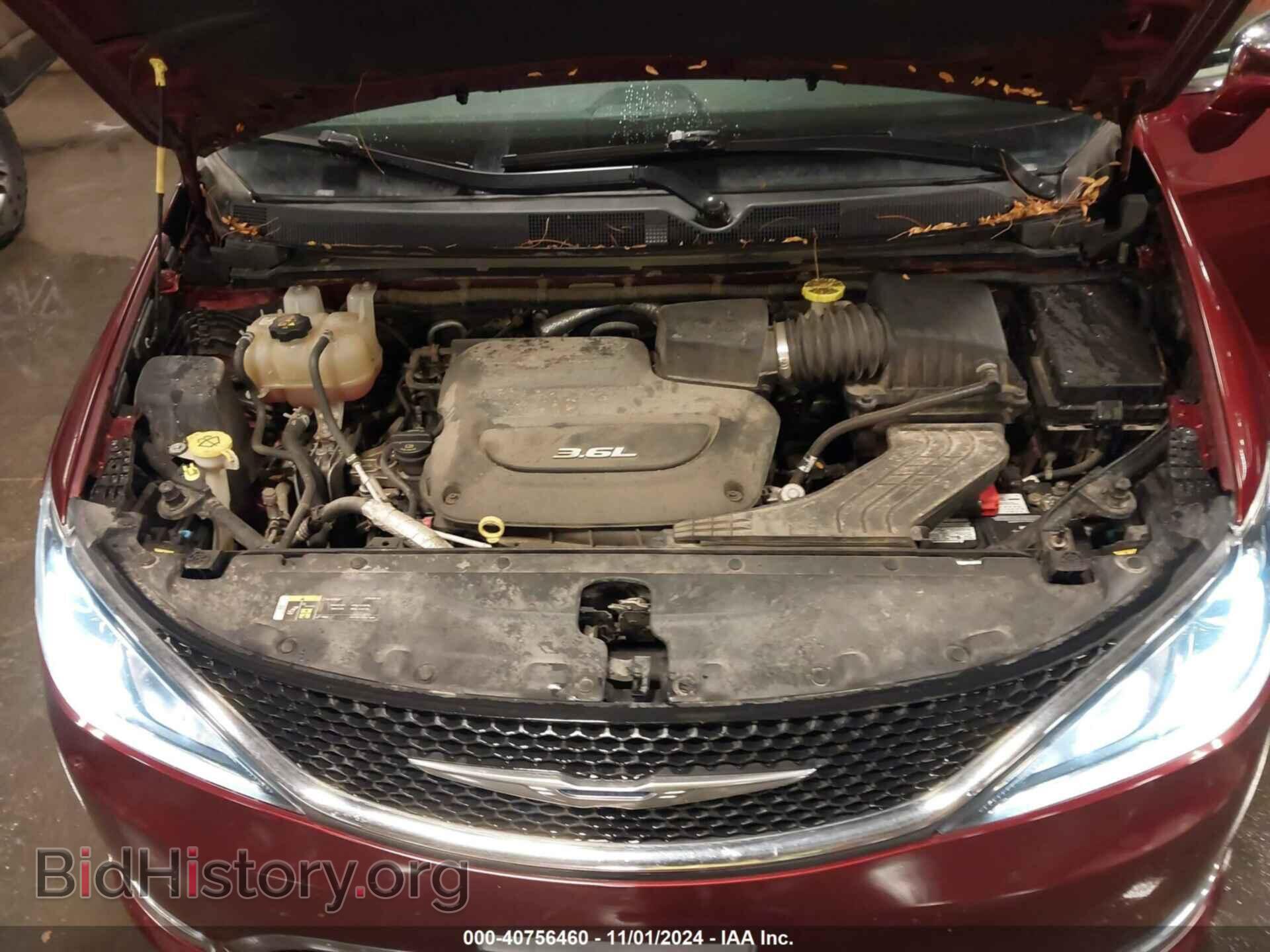 2018 CHRYSLER PACIFICA - VIN: 2C4RC1GG5JR273997 - Photo 10