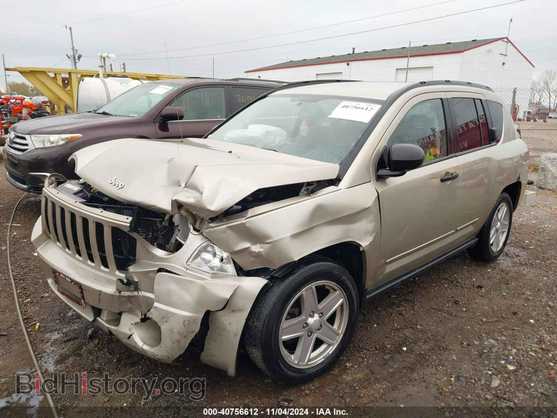 2009 JEEP COMPASS - VIN: 1J4FT47B79D201183 - Photo 2
