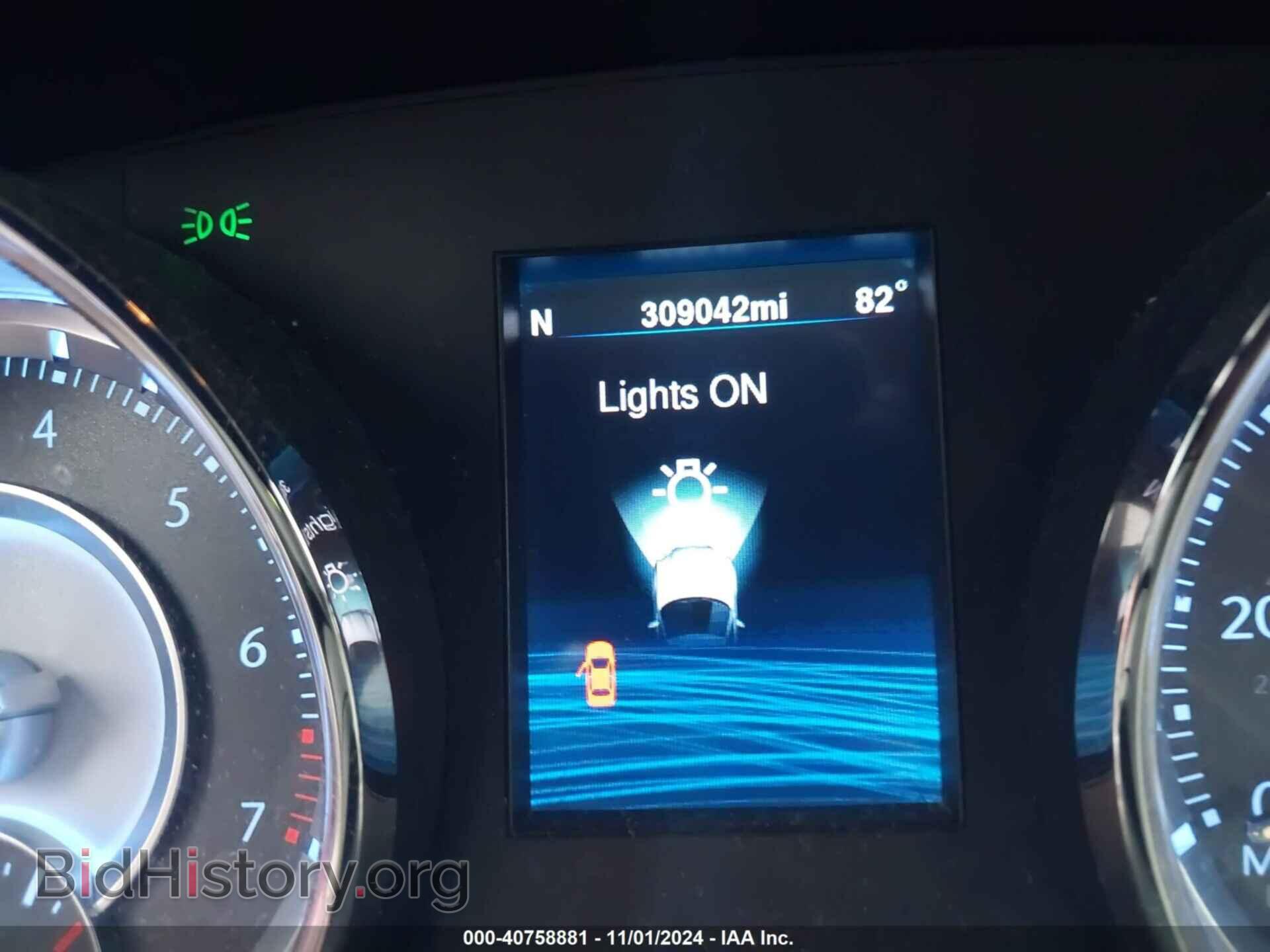 2014 CHRYSLER 300 - VIN: 2C3CCAAG5EH243767 - Фото 14
