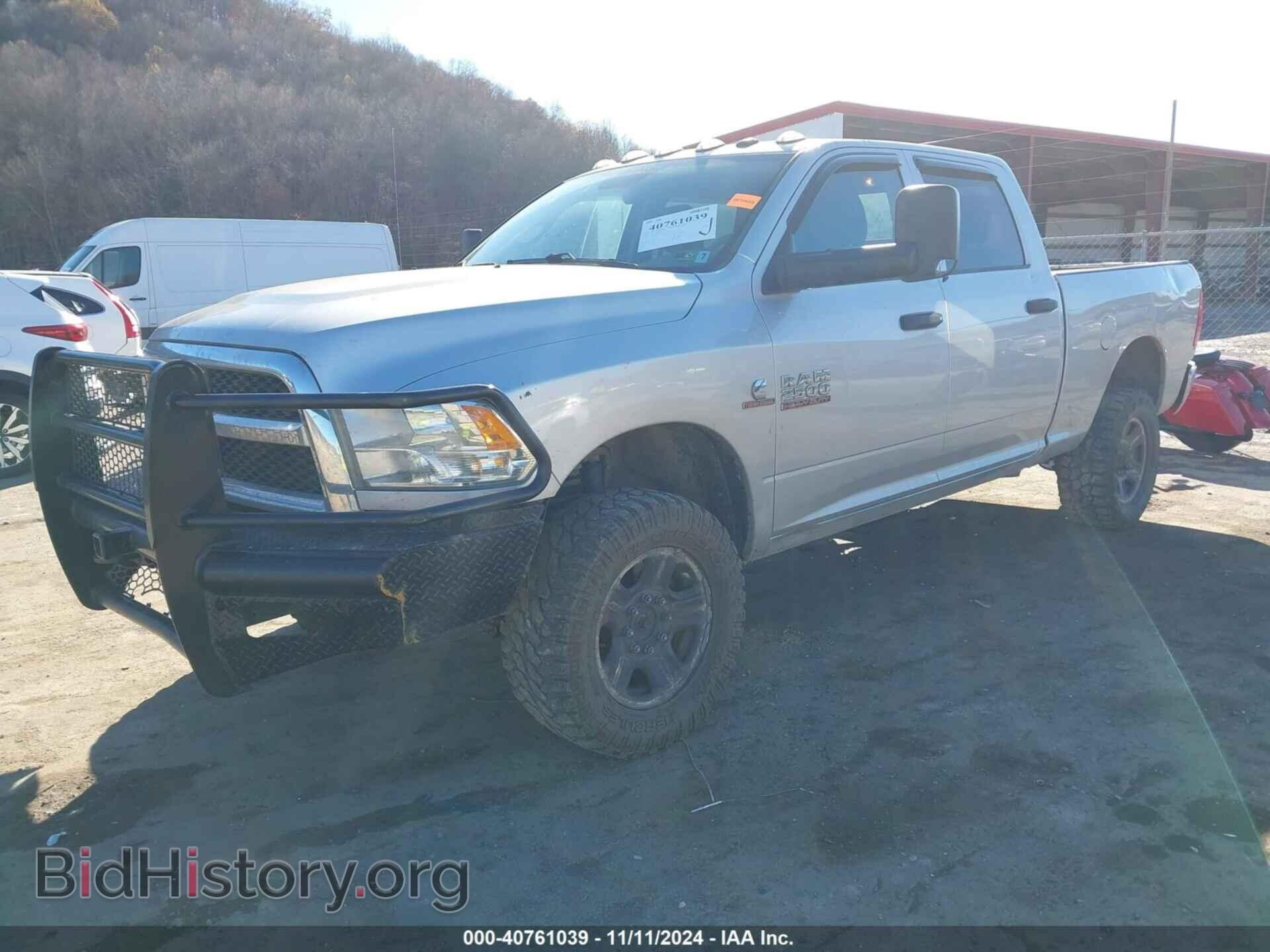 2018 RAM 2500 - VIN: 3C6UR5CL9JG164863 - Фото 2