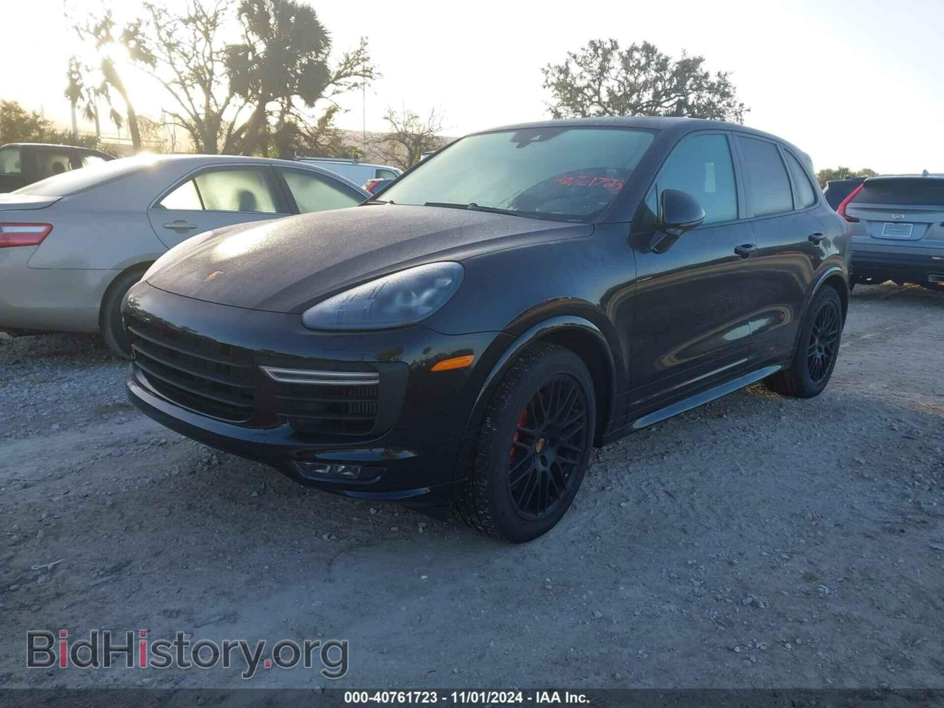 2016 PORSCHE CAYENNE - VIN: WP1AD2A24GLA78812 - Фото 2