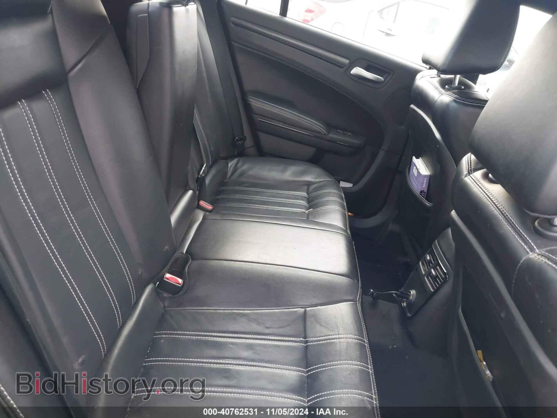 2014 CHRYSLER 300 - VIN: 2C3CCAGG1EH323140 - Photo 8