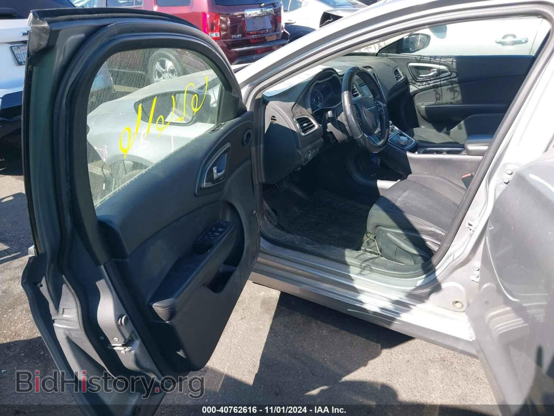 2016 CHRYSLER 200 - VIN: 1C3CCCAB6GN144711 - Фото 5