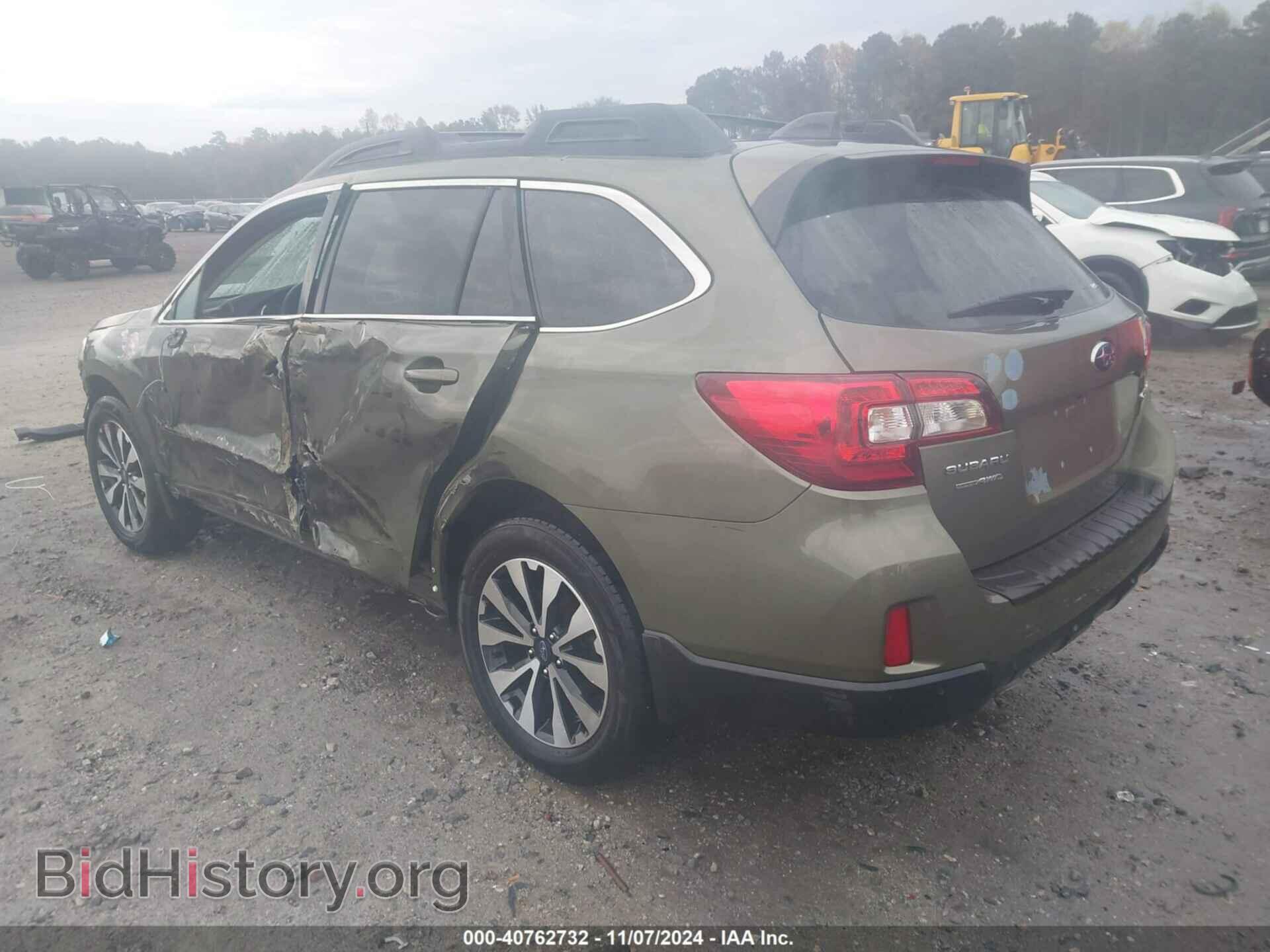2017 SUBARU OUTBACK - VIN: 4S4BSANC3H3328384 - Фото 3
