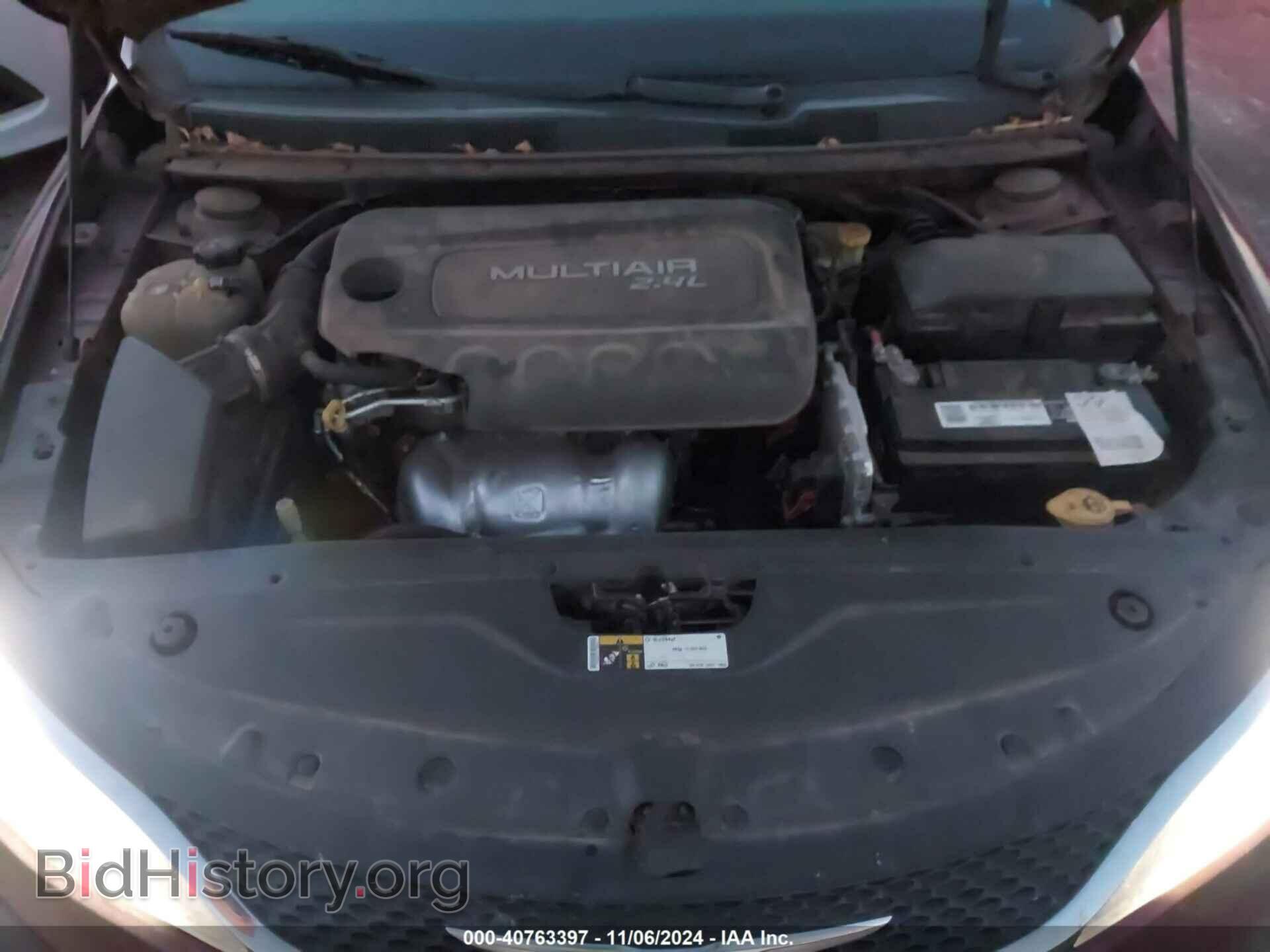 2015 CHRYSLER 200 - VIN: 1C3CCCAB5FN667782 - Фото 10