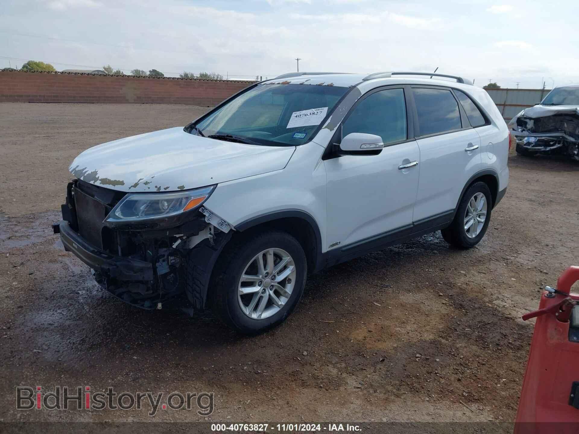 2014 KIA SORENTO - VIN: 5XYKTCA66EG451102 - Фото 2