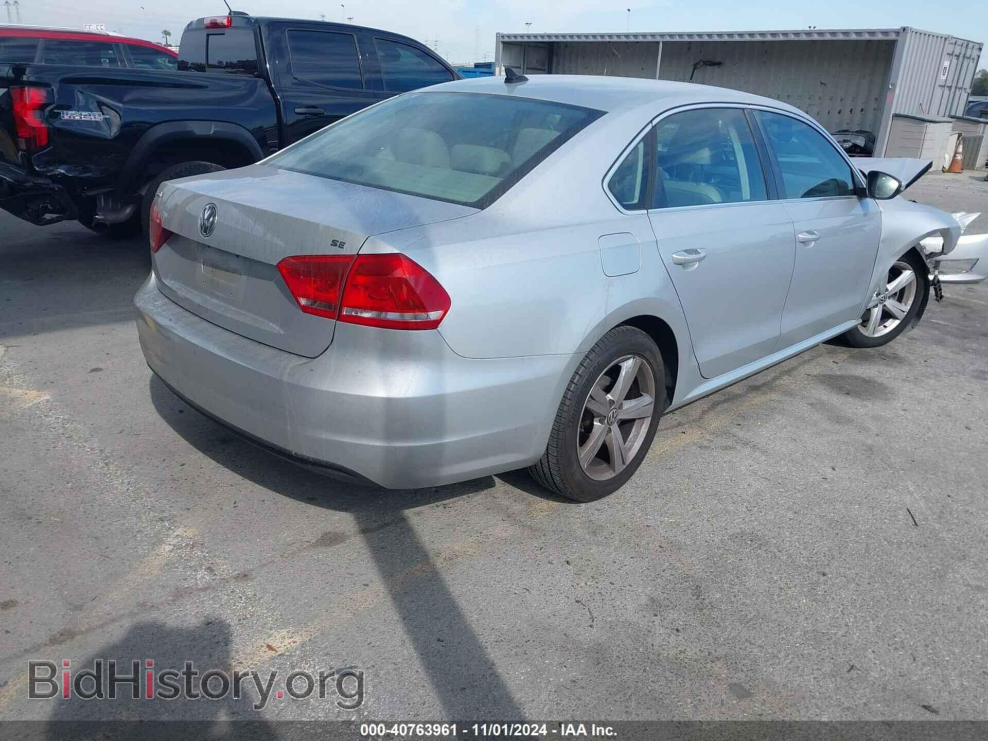 2012 VOLKSWAGEN PASSAT - VIN: 1VWBP7A35CC044274 - Фото 4