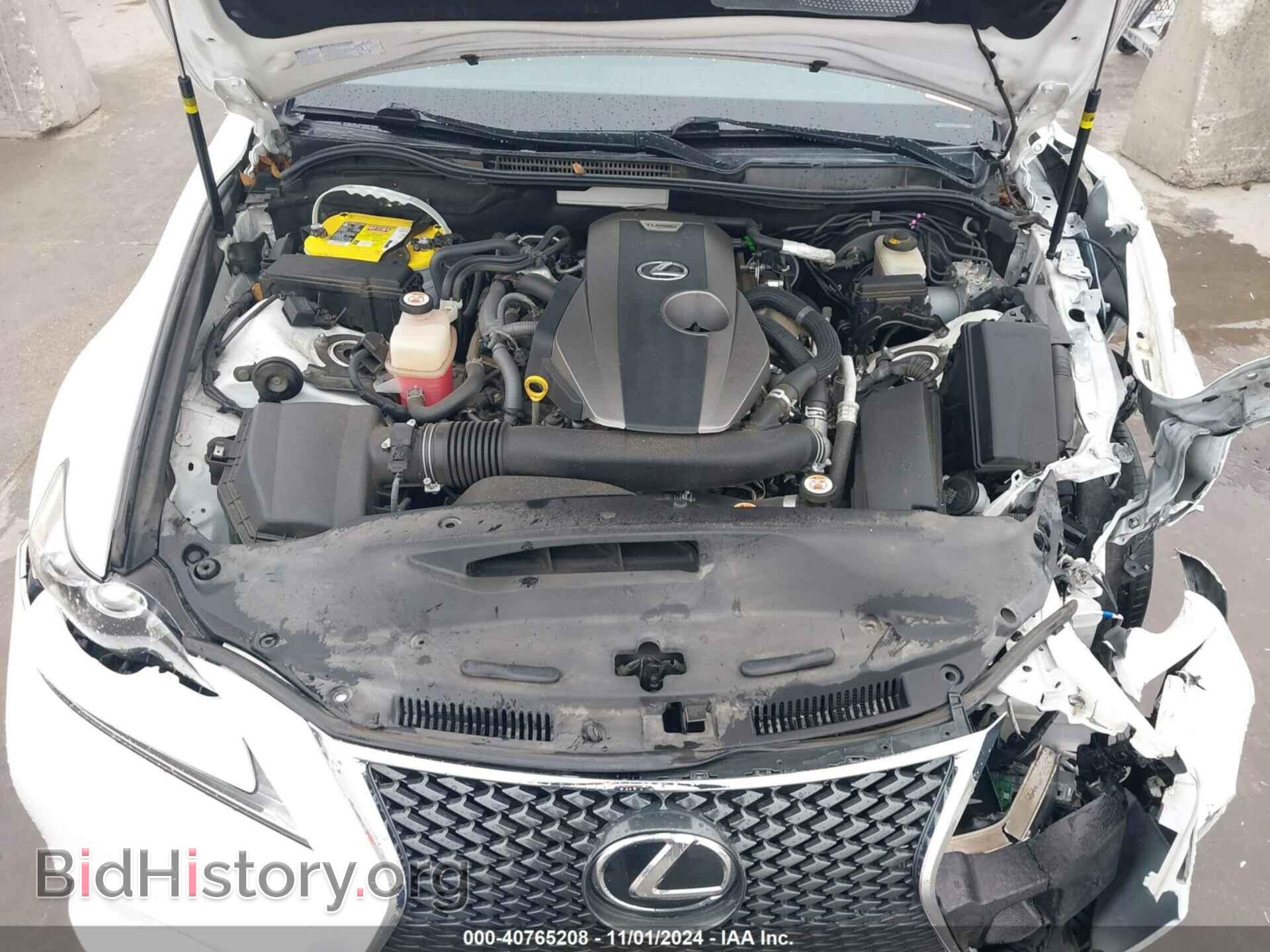 2016 LEXUS IS 200T - VIN: JTHBA1D24G5031383 - Фото 10