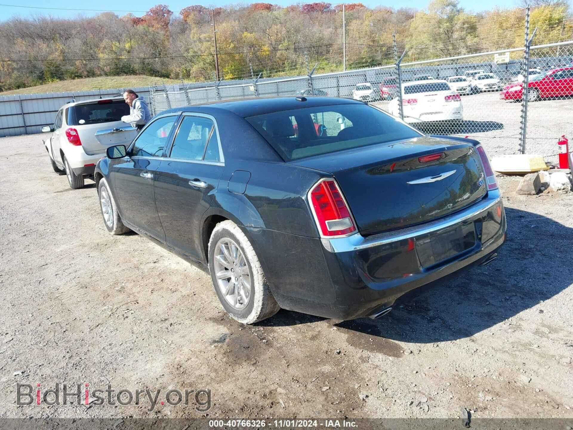 2012 CHRYSLER 300 - VIN: 2C3CCACG2CH224295 - Фото 3
