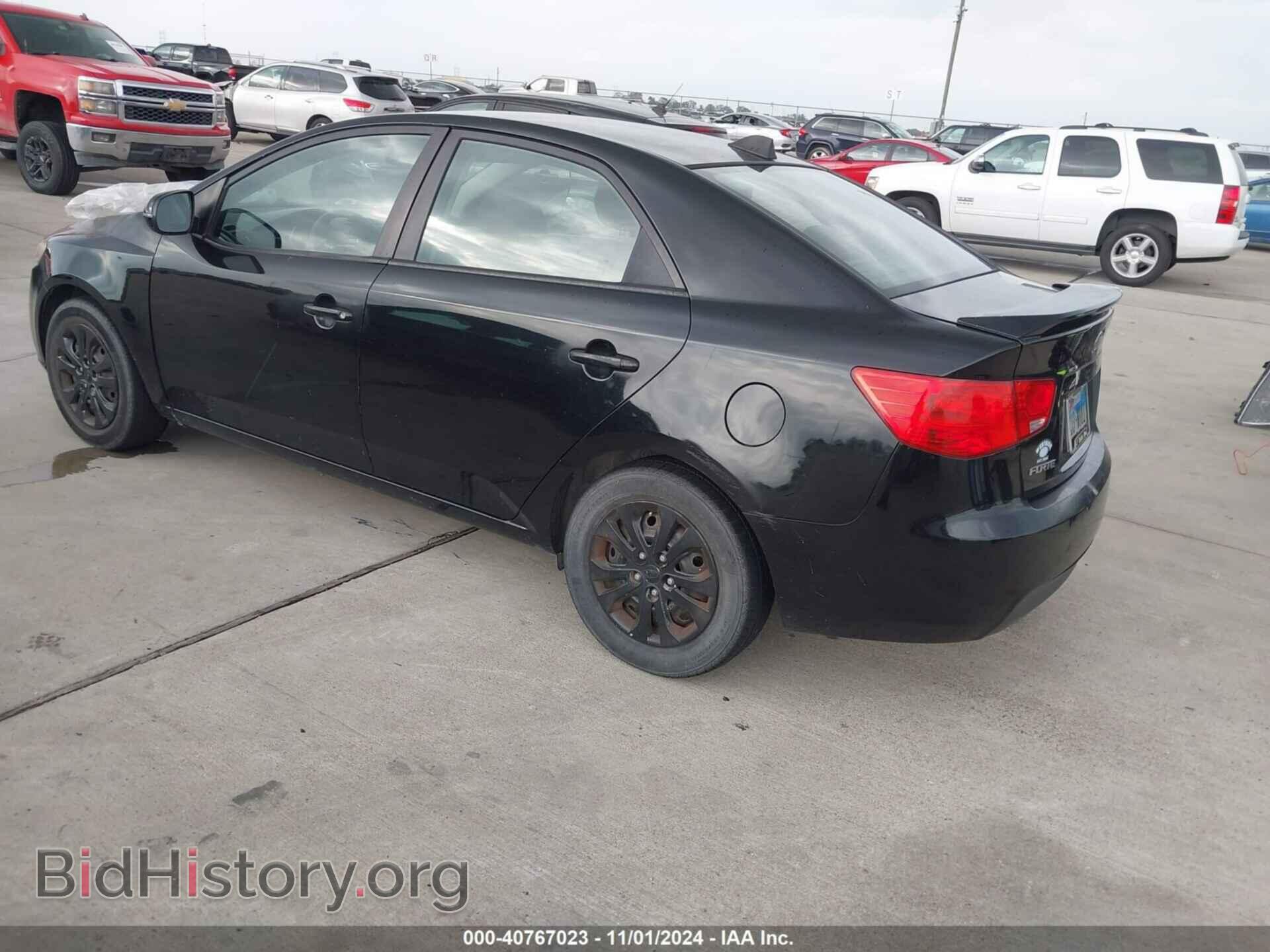 2011 KIA FORTE - VIN: KNAFU4A27B5888318 - Фото 3