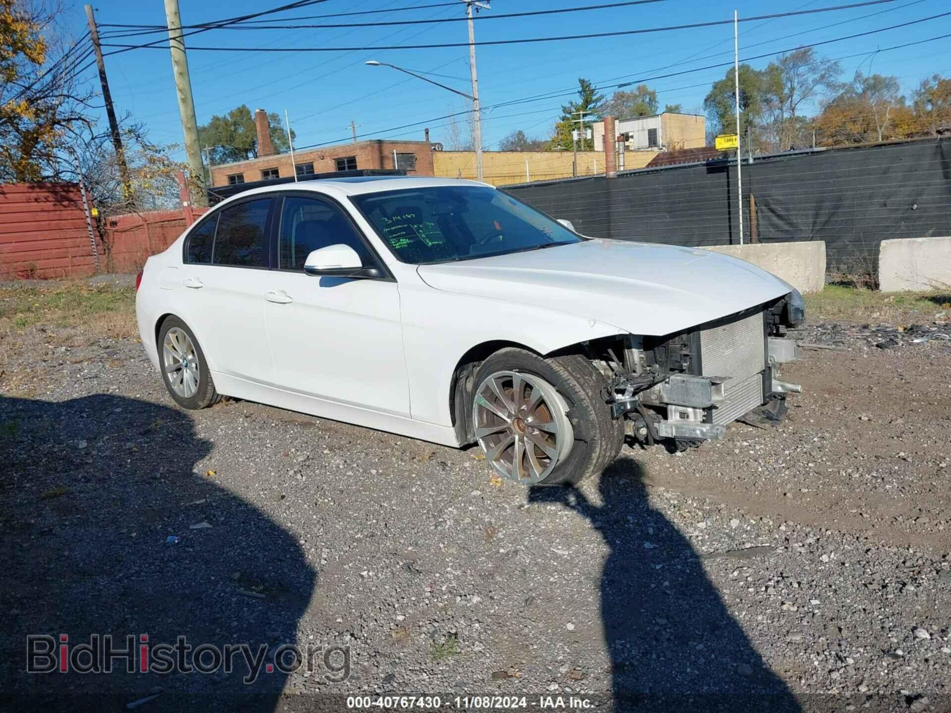 Photo WBA8E5G54GNU20499 - BMW 320I 2016