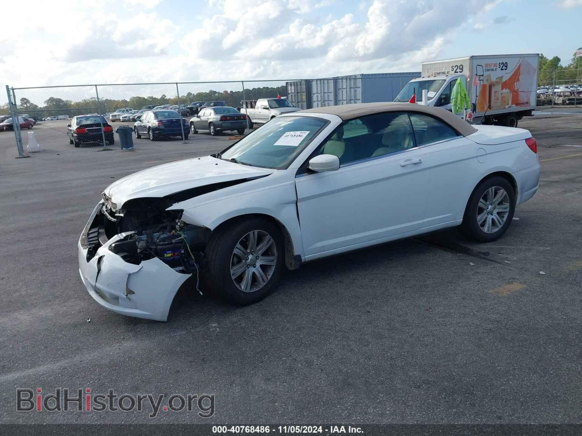 2012 CHRYSLER 200 - VIN: 1C3BCBEG5CN284884 - Фото 2