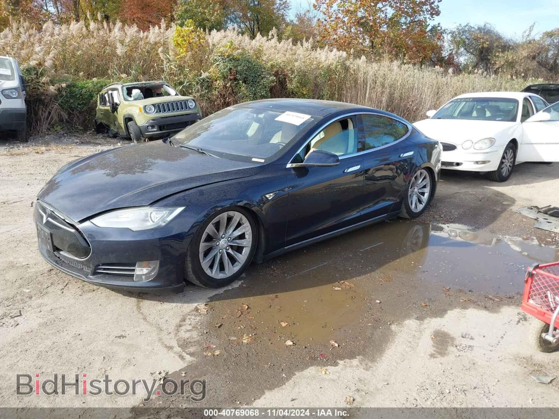 2013 TESLA MODEL S - VIN: 5YJSA1CN3DFP08883 - Photo 2