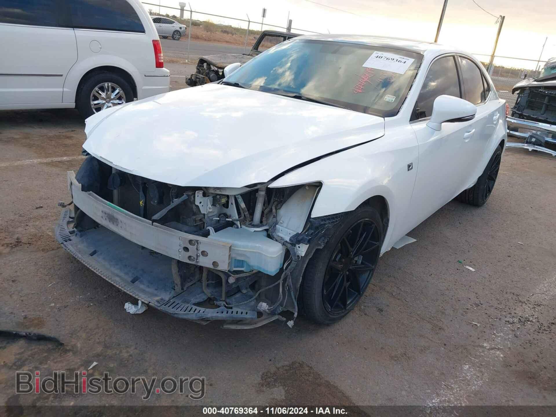 2014 LEXUS IS 250 - VIN: JTHBF1D27E5015810 - Фото 2