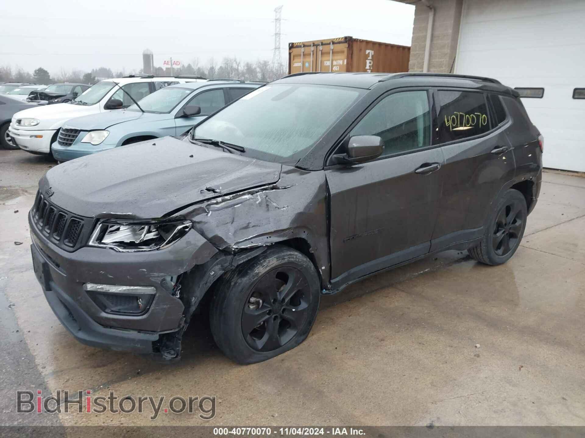 2019 JEEP COMPASS - VIN: 3C4NJCBB3KT815186 - Фото 2
