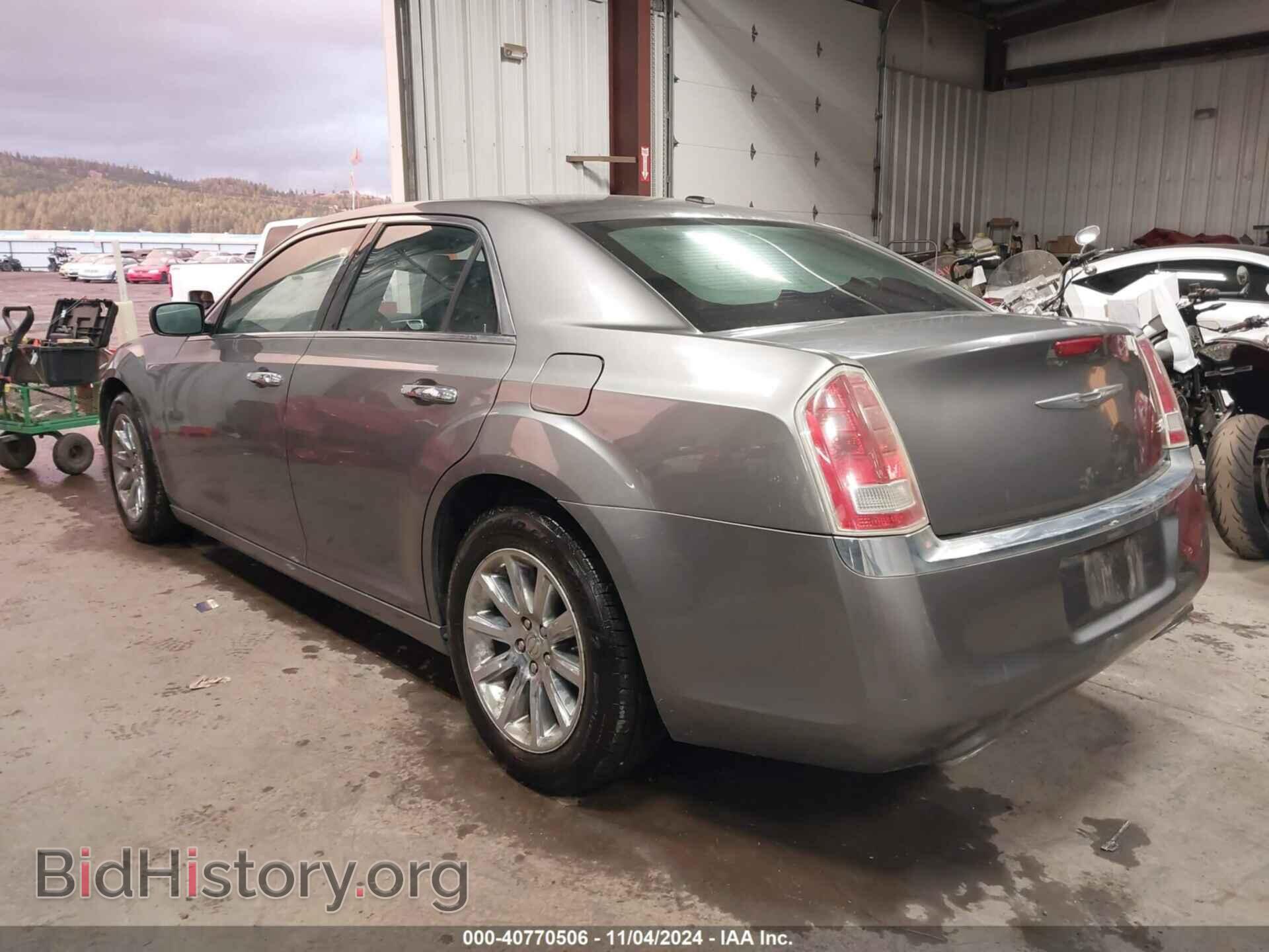 2012 CHRYSLER 300 - VIN: 2C3CCACG7CH174672 - Фото 3