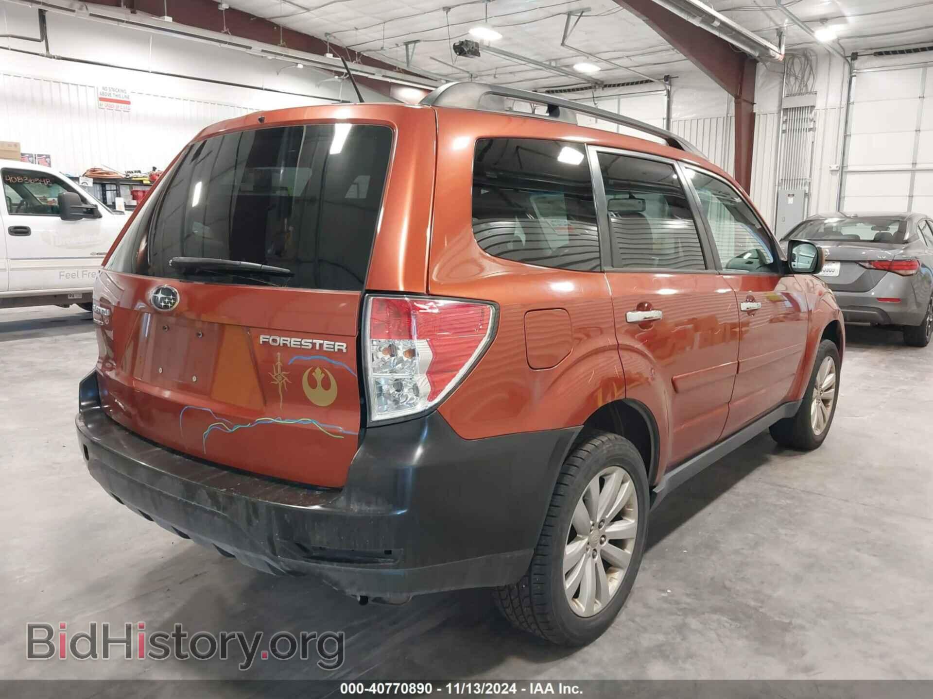 2011 SUBARU FORESTER - VIN: JF2SHBDC0BH703556 - Фото 4