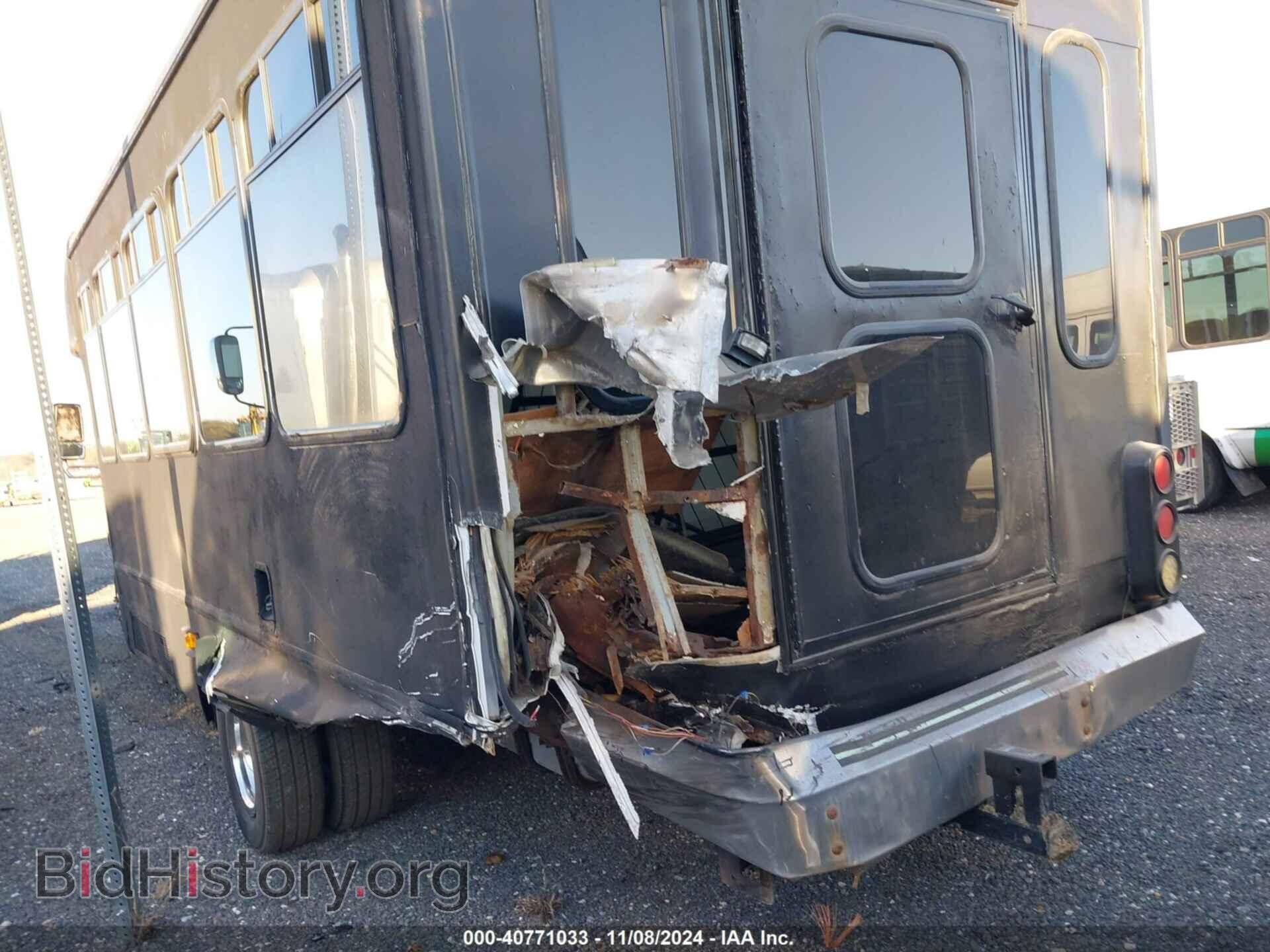 2010 FORD E-450 CUTAWAY - VIN: 1FDFE4FS0ADA84693 - Фото 3