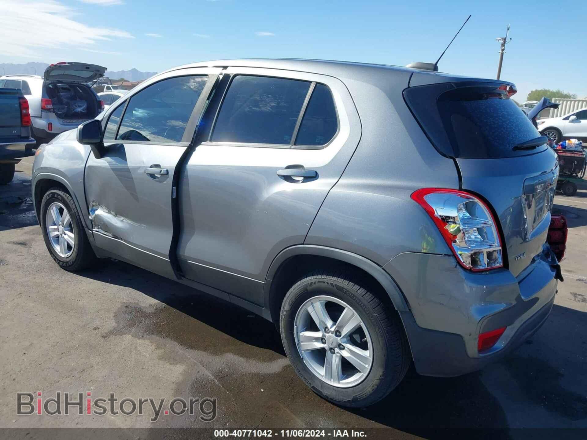 2020 CHEVROLET TRAX - VIN: 3GNCJKSB6LL210248 - Фото 3