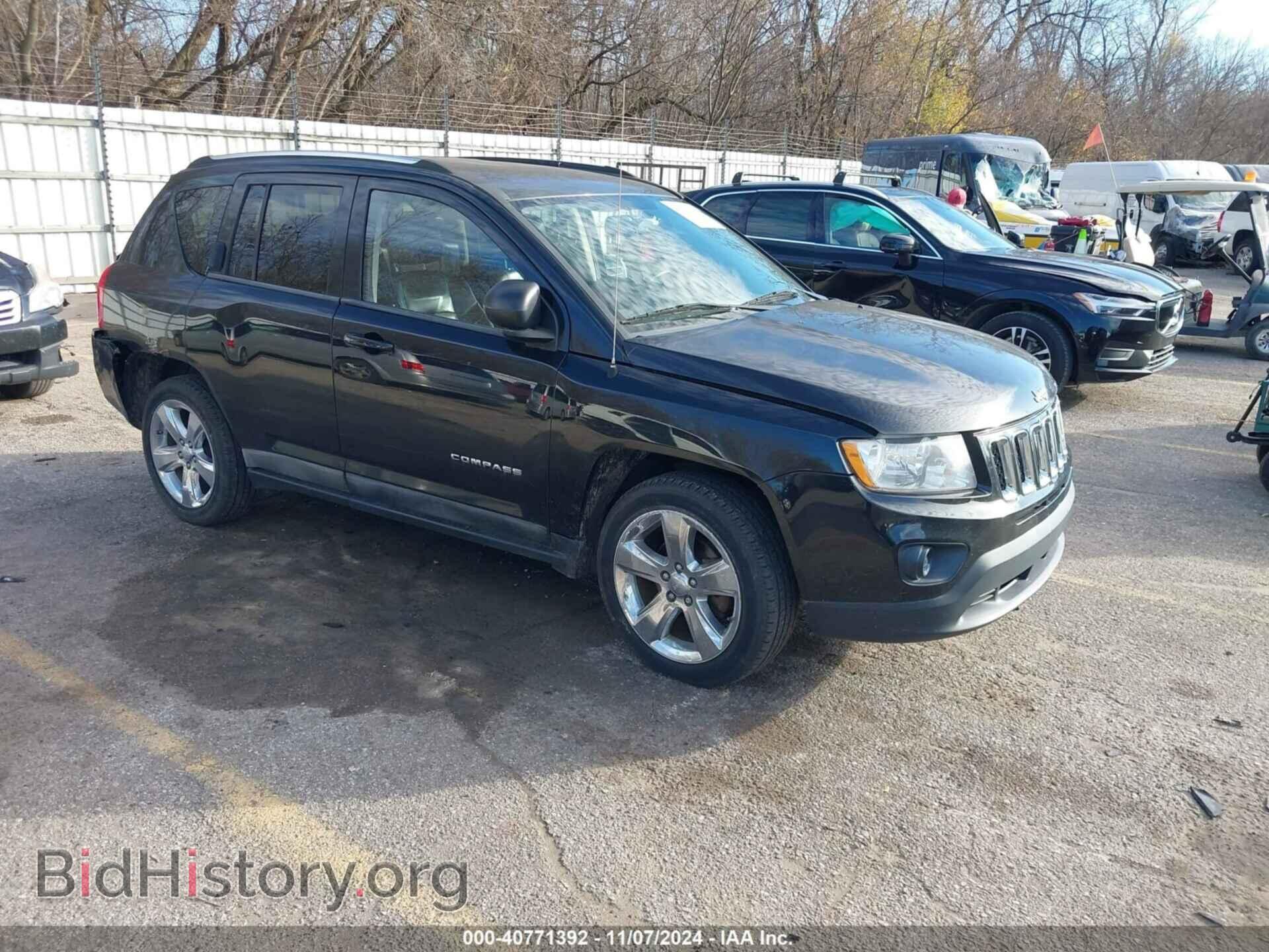 Photo 1J4NT5FBXBD139111 - JEEP COMPASS 2011