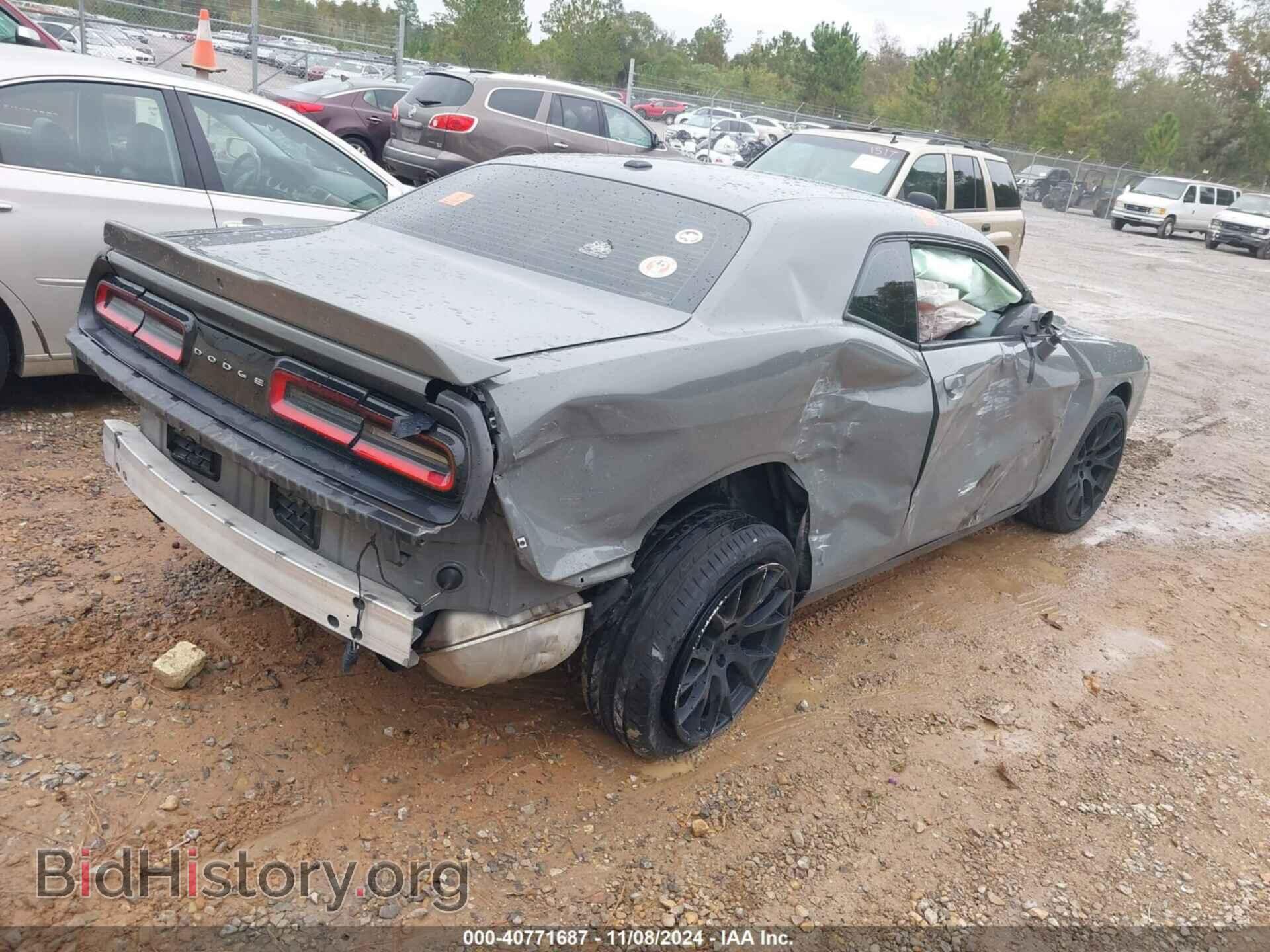 2019 DODGE CHALLENGER - VIN: 2C3CDZAG0KH560542 - Photo 4