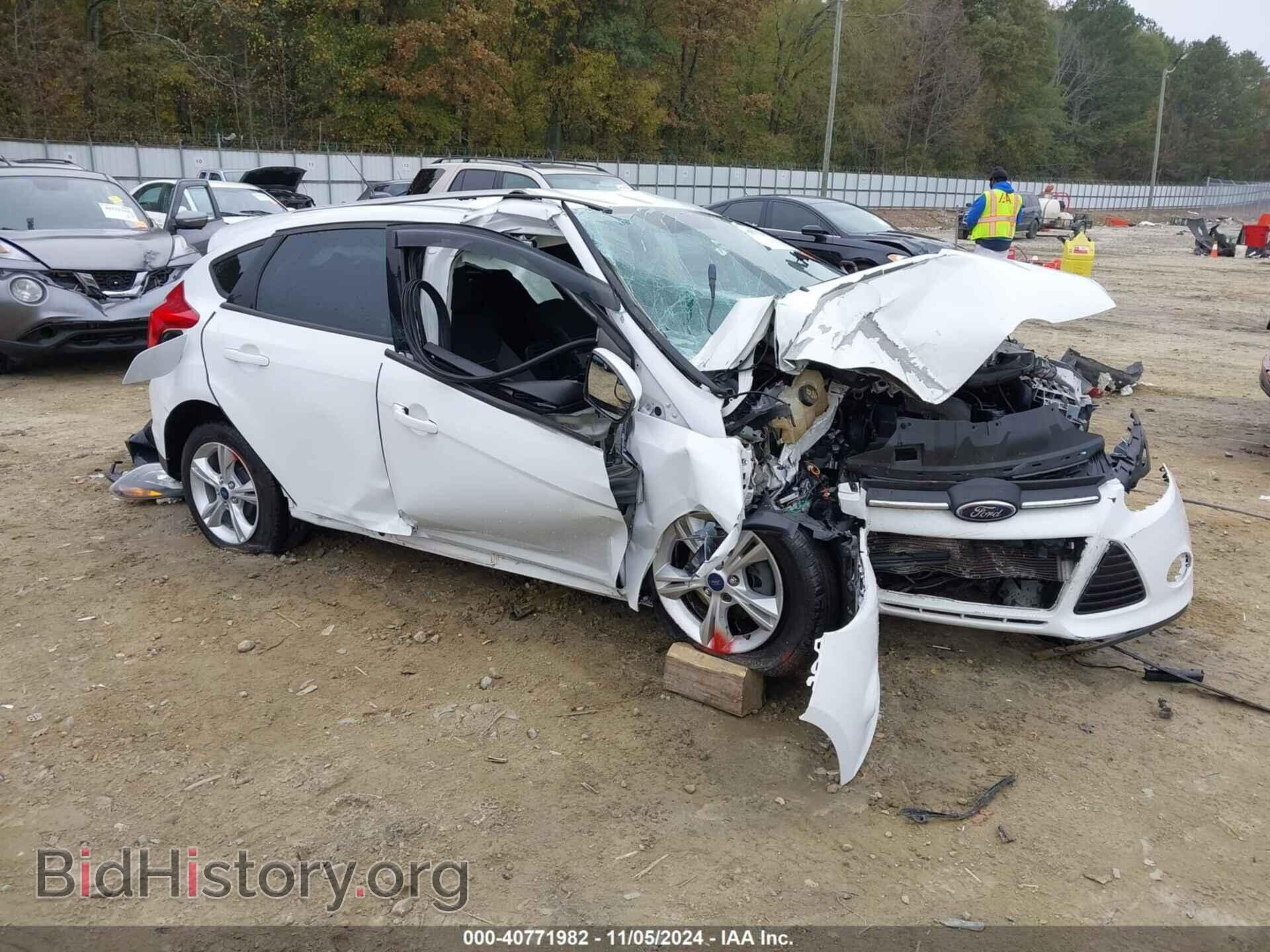 Photo 1FADP3K28EL443490 - FORD FOCUS 2014