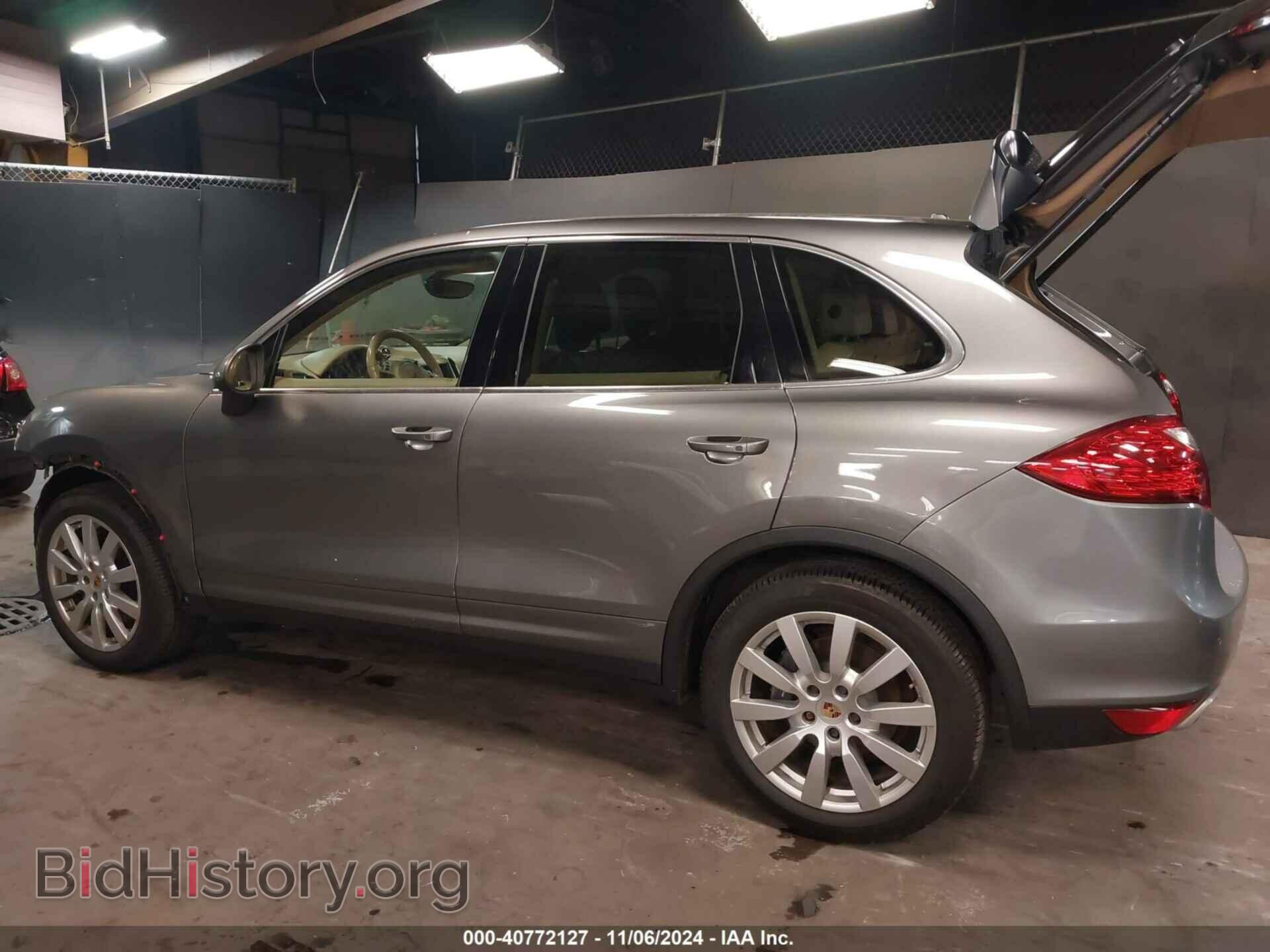 2013 PORSCHE CAYENNE - VIN: WP1AA2A24DLA08344 - Photo 3
