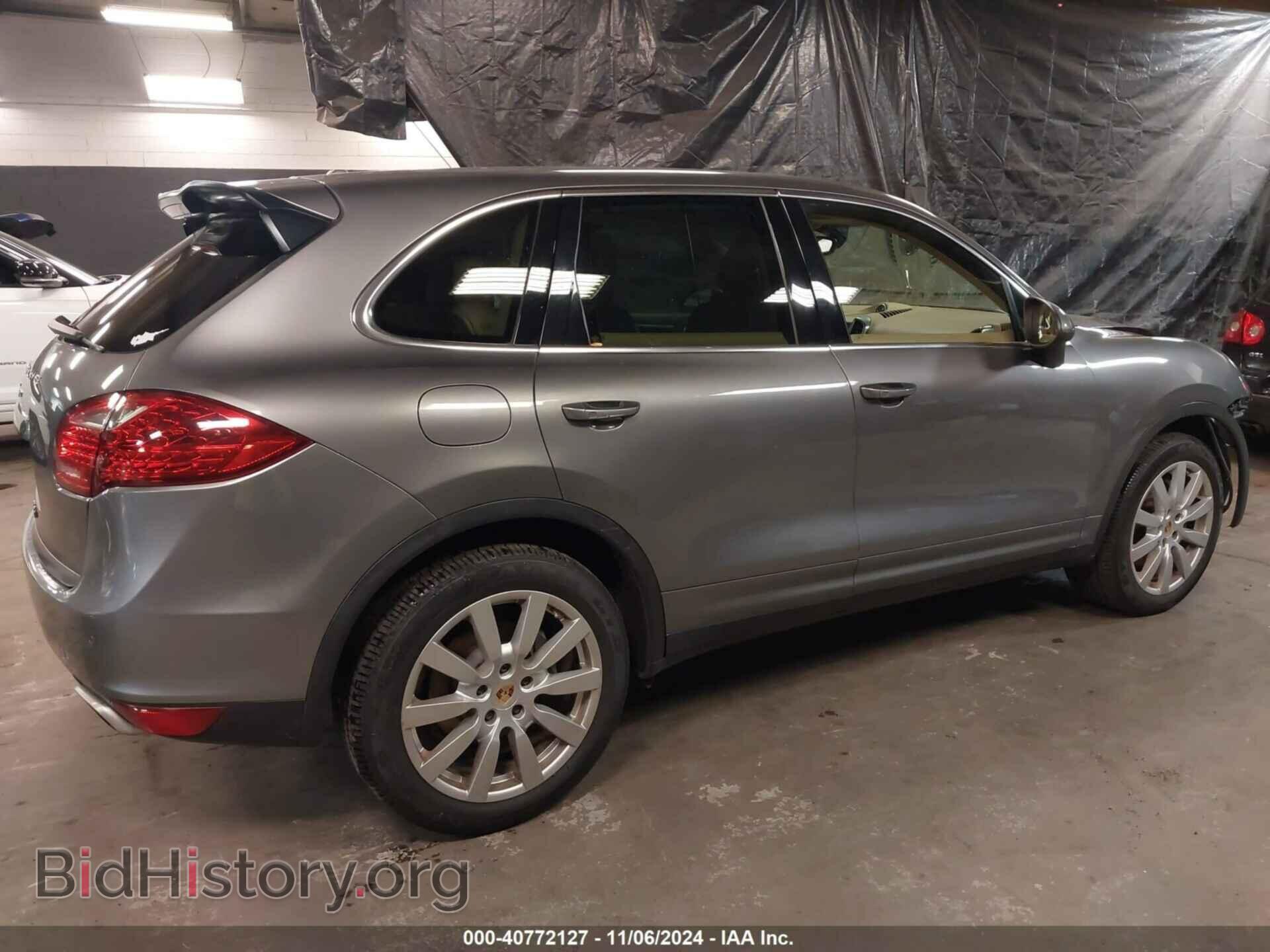 2013 PORSCHE CAYENNE - VIN: WP1AA2A24DLA08344 - Photo 4