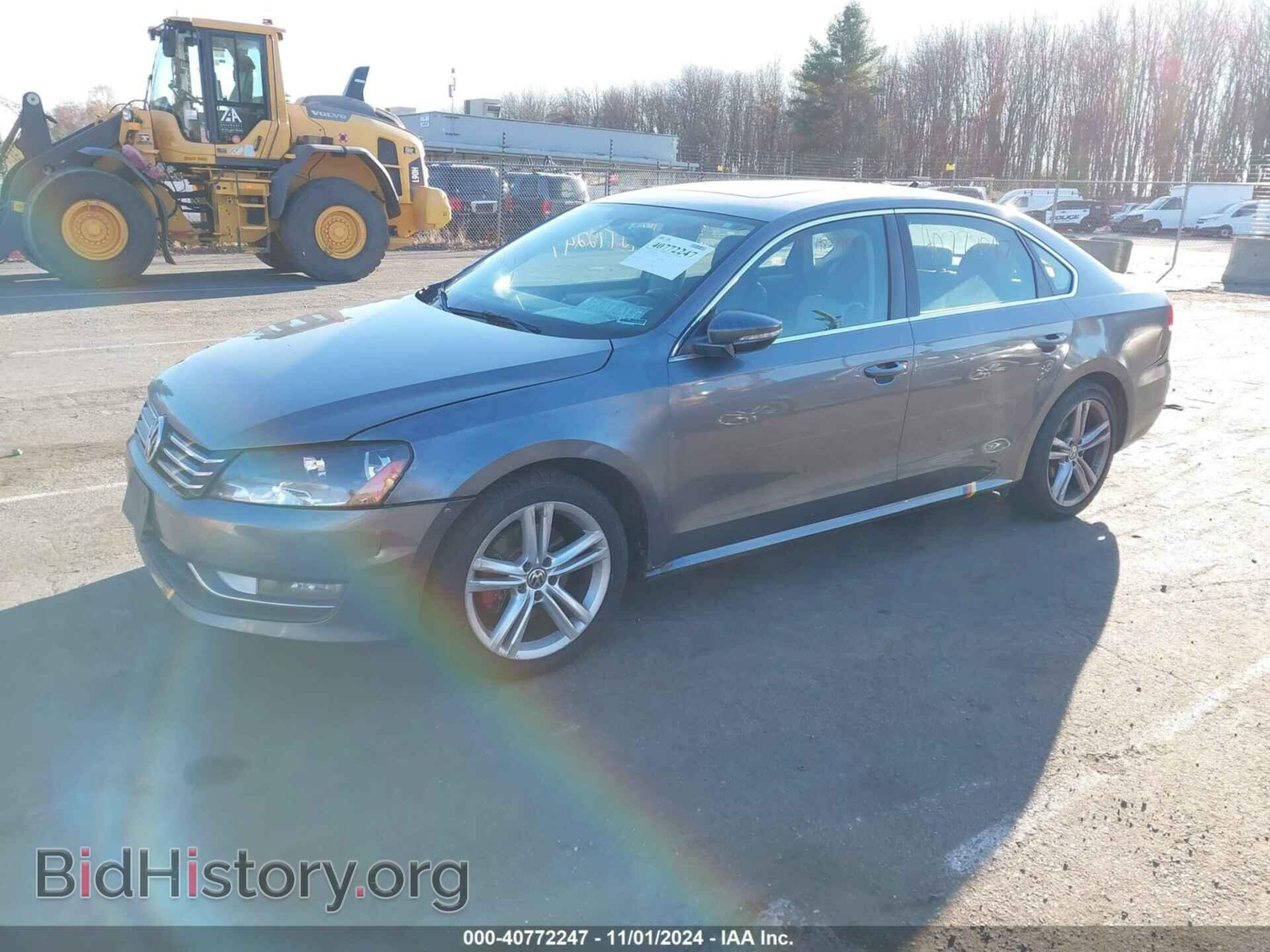 2012 VOLKSWAGEN PASSAT - VIN: 1VWBM7A30CC095383 - Фото 2