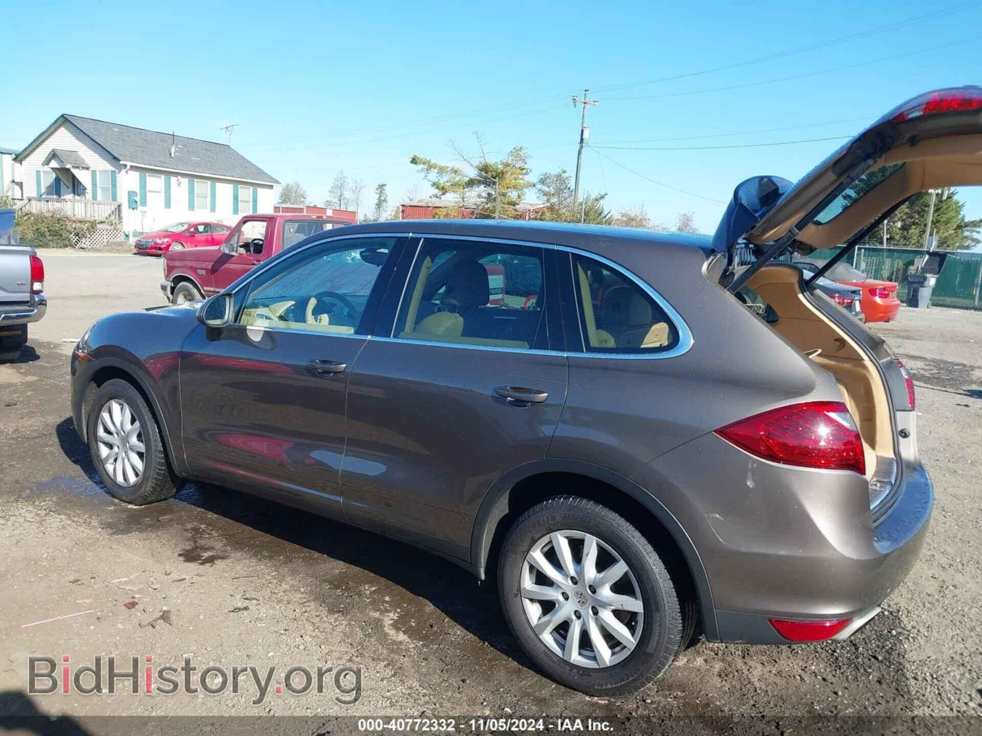 2011 PORSCHE CAYENNE - VIN: WP1AA2A29BLA09423 - Фото 3