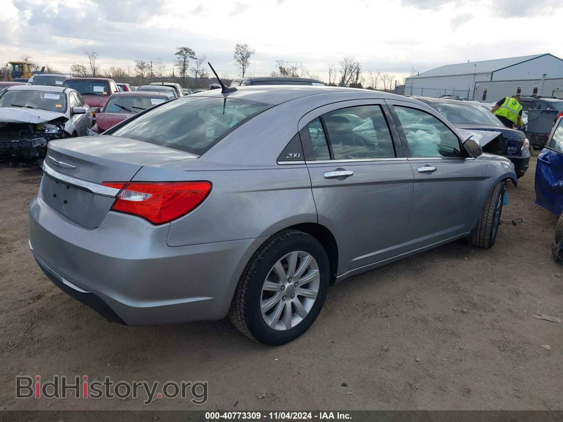 2013 CHRYSLER 200 - VIN: 1C3CCBCG7DN602285 - Фото 4