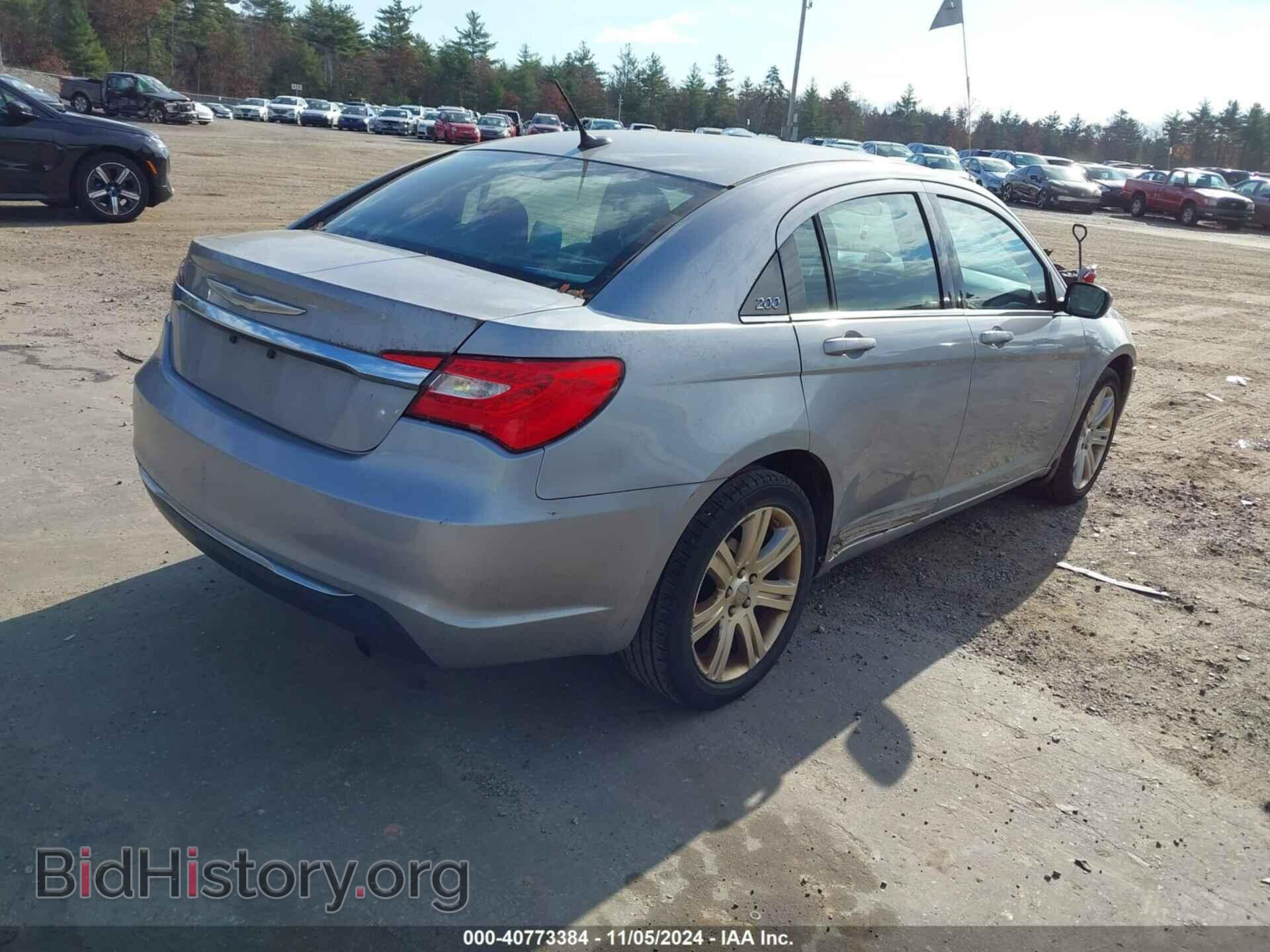 2013 CHRYSLER 200 - VIN: 1C3CCBBB7DN695802 - Фото 4