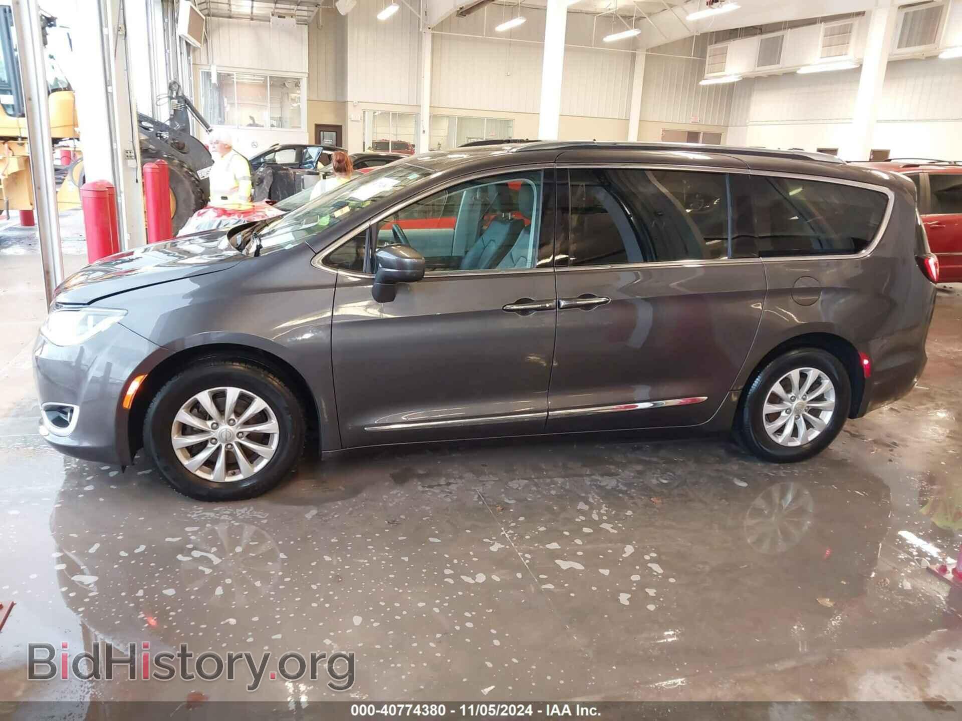 2018 CHRYSLER PACIFICA - VIN: 2C4RC1BG8JR309687 - Фото 14