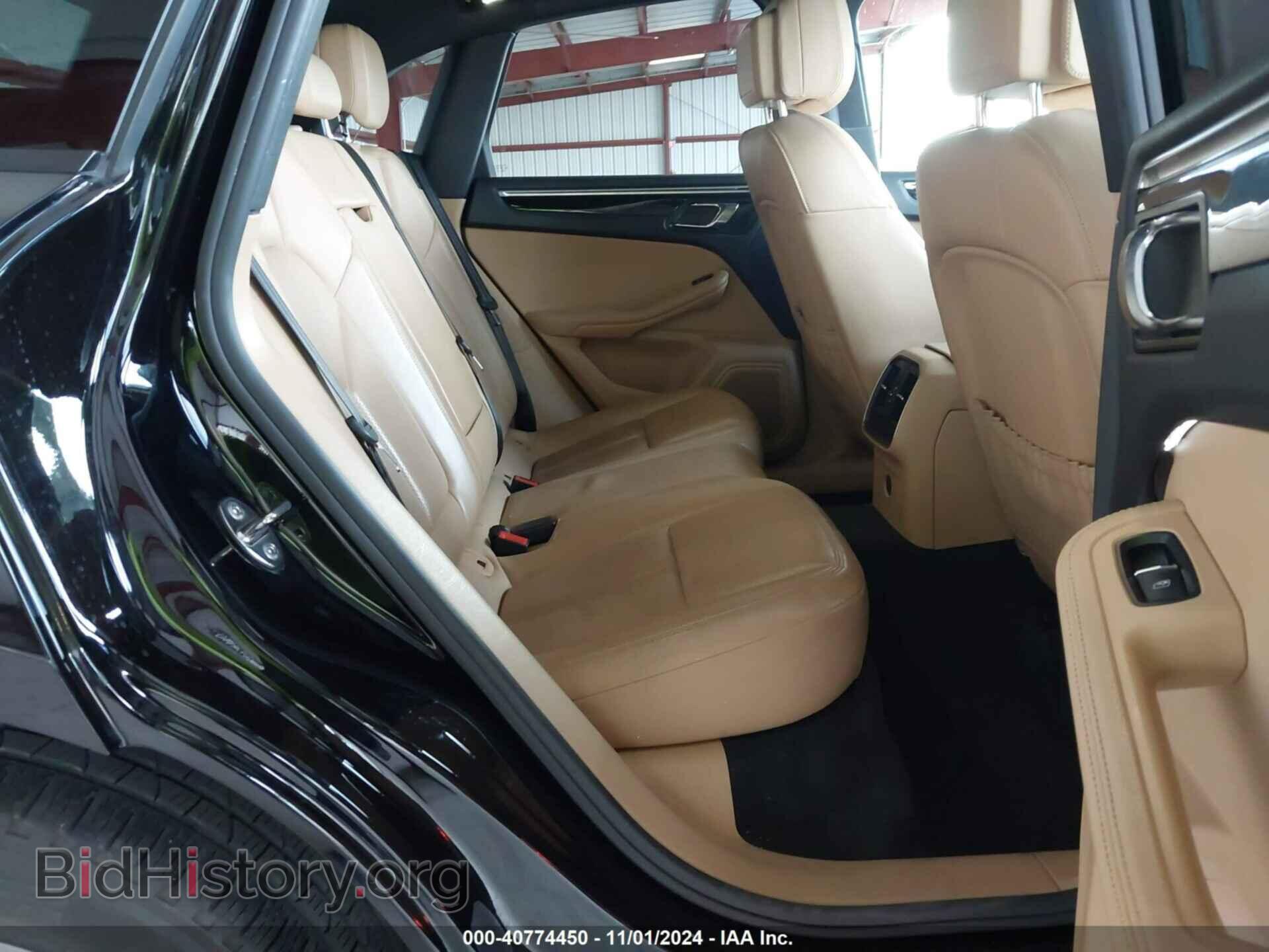 2017 PORSCHE MACAN - VIN: WP1AA2A59HLB01862 - Photo 8