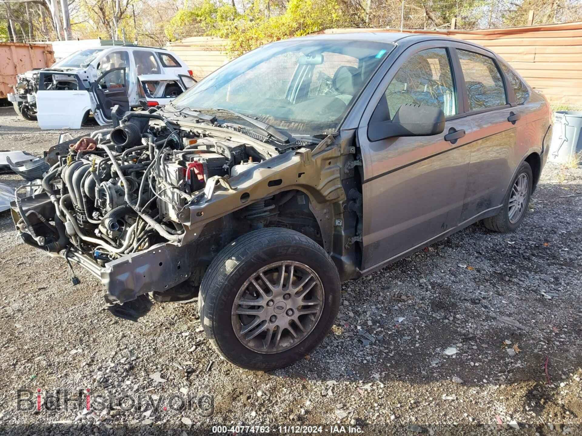 2011 FORD FOCUS - VIN: 1FAHP3FN3BW116737 - Фото 2