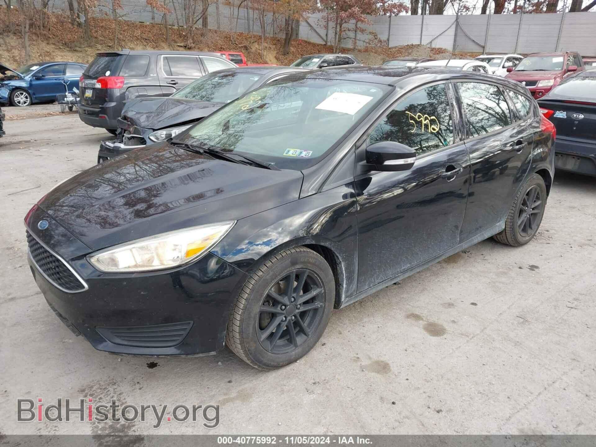 2017 FORD FOCUS - VIN: 1FADP3K23HL332009 - Фото 2