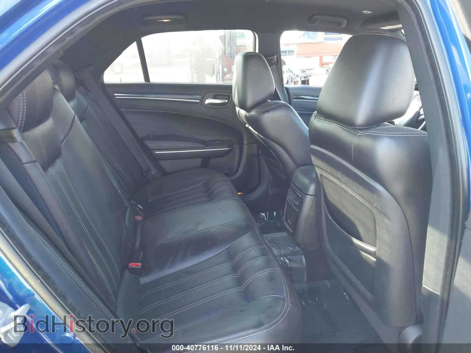 2019 CHRYSLER 300 - VIN: 2C3CCAGG2KH536836 - Фото 8