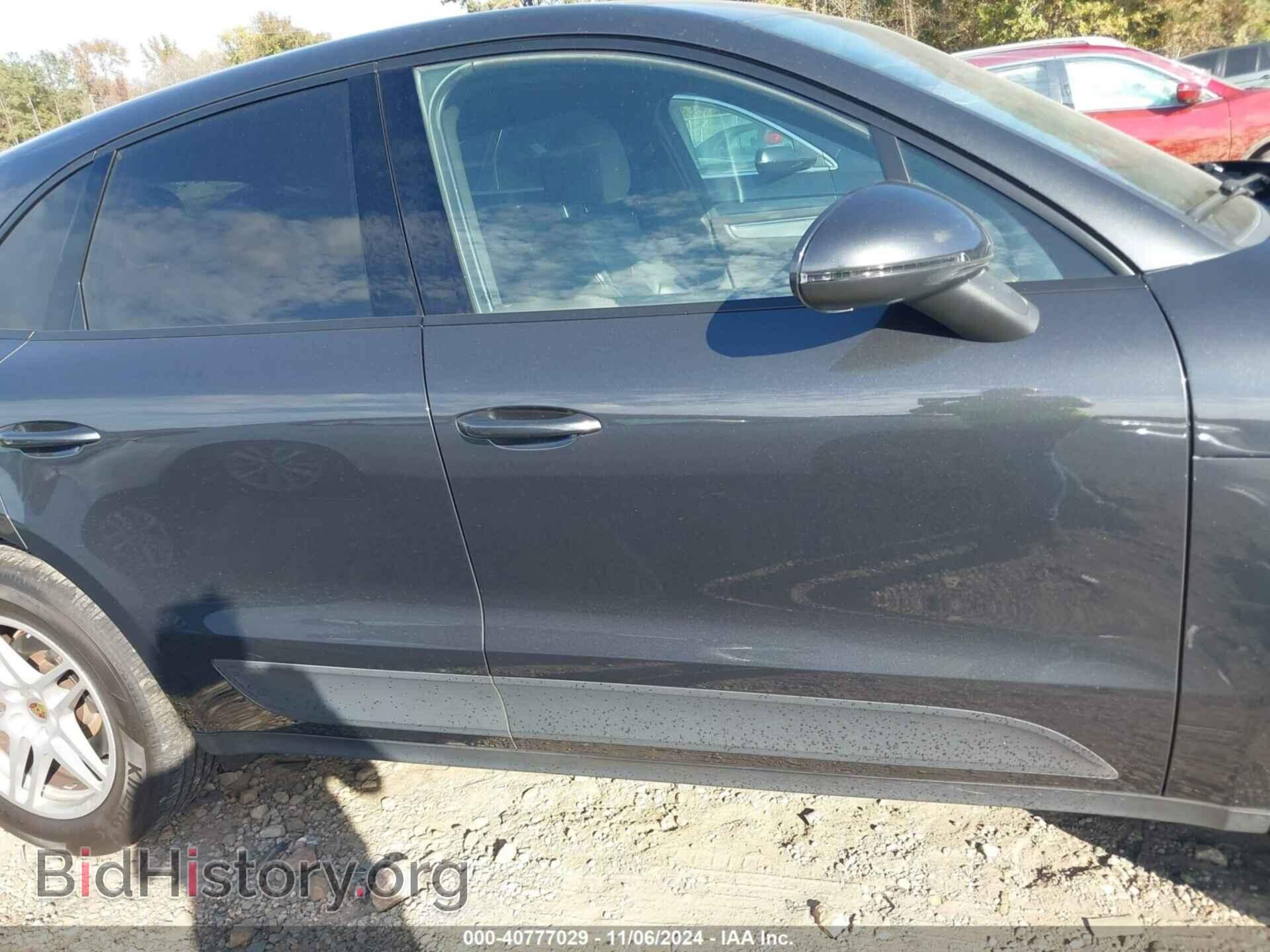 2017 PORSCHE MACAN - VIN: WP1AA2A57HLB02184 - Photo 14