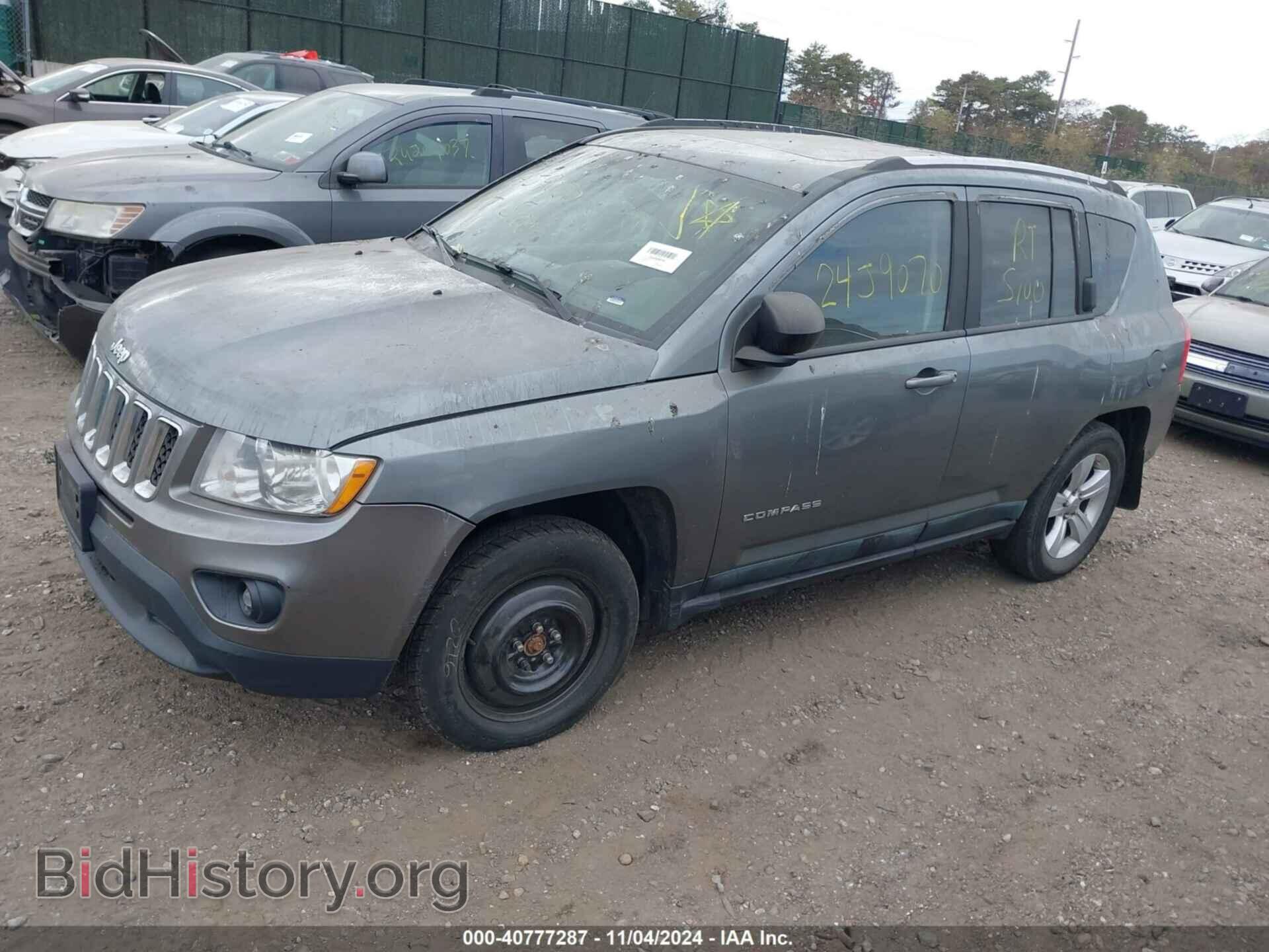 2011 JEEP COMPASS - VIN: 1J4NF1FB0BD277871 - Photo 2